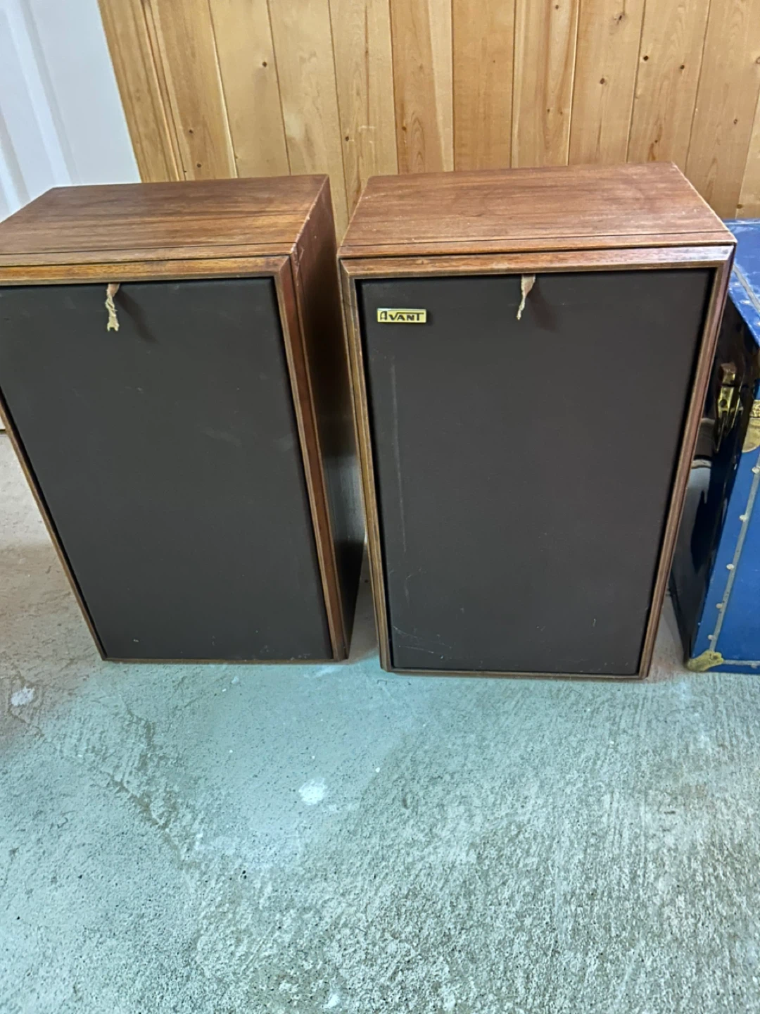 Avant/JBL 1000 Speakers - photo 2