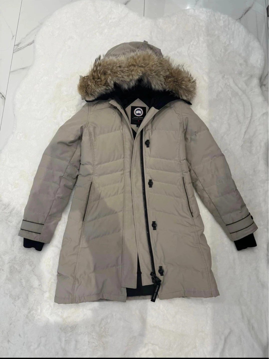 Canada Goose Women’s Lorette Parka (Heritage) – Size Small