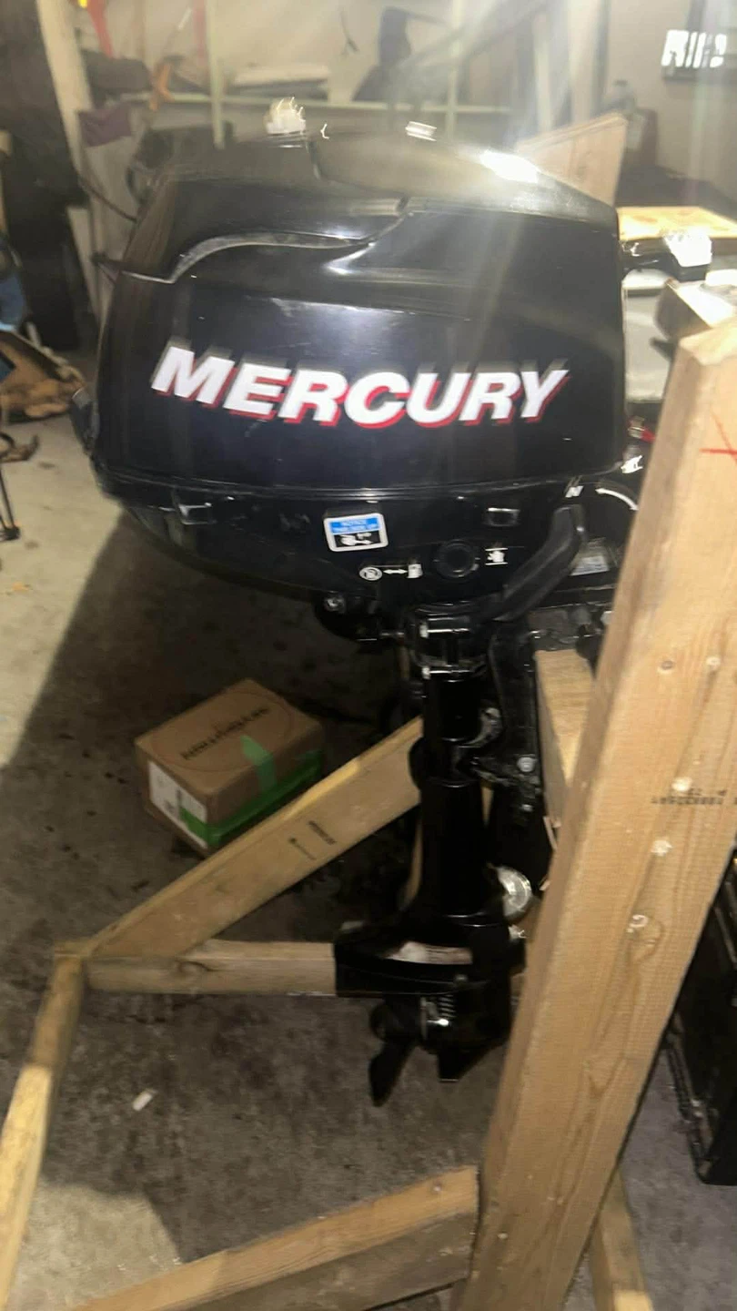 Mercury 3.5 HP FourStroke Outboard Motor - photo 3