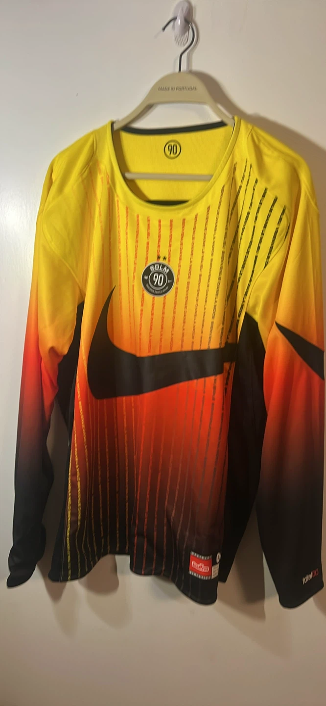 Nike Total 90 Soccer Jersey size Large Double View
