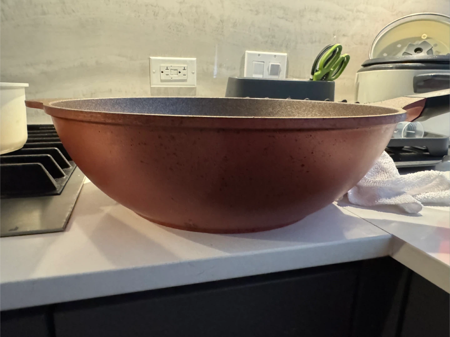 Non-stick Wok Pan - photo 2