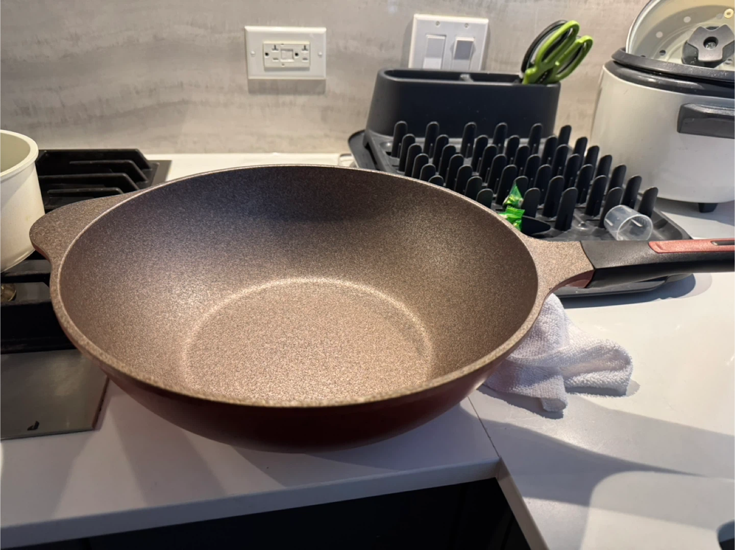 Non-stick Wok Pan