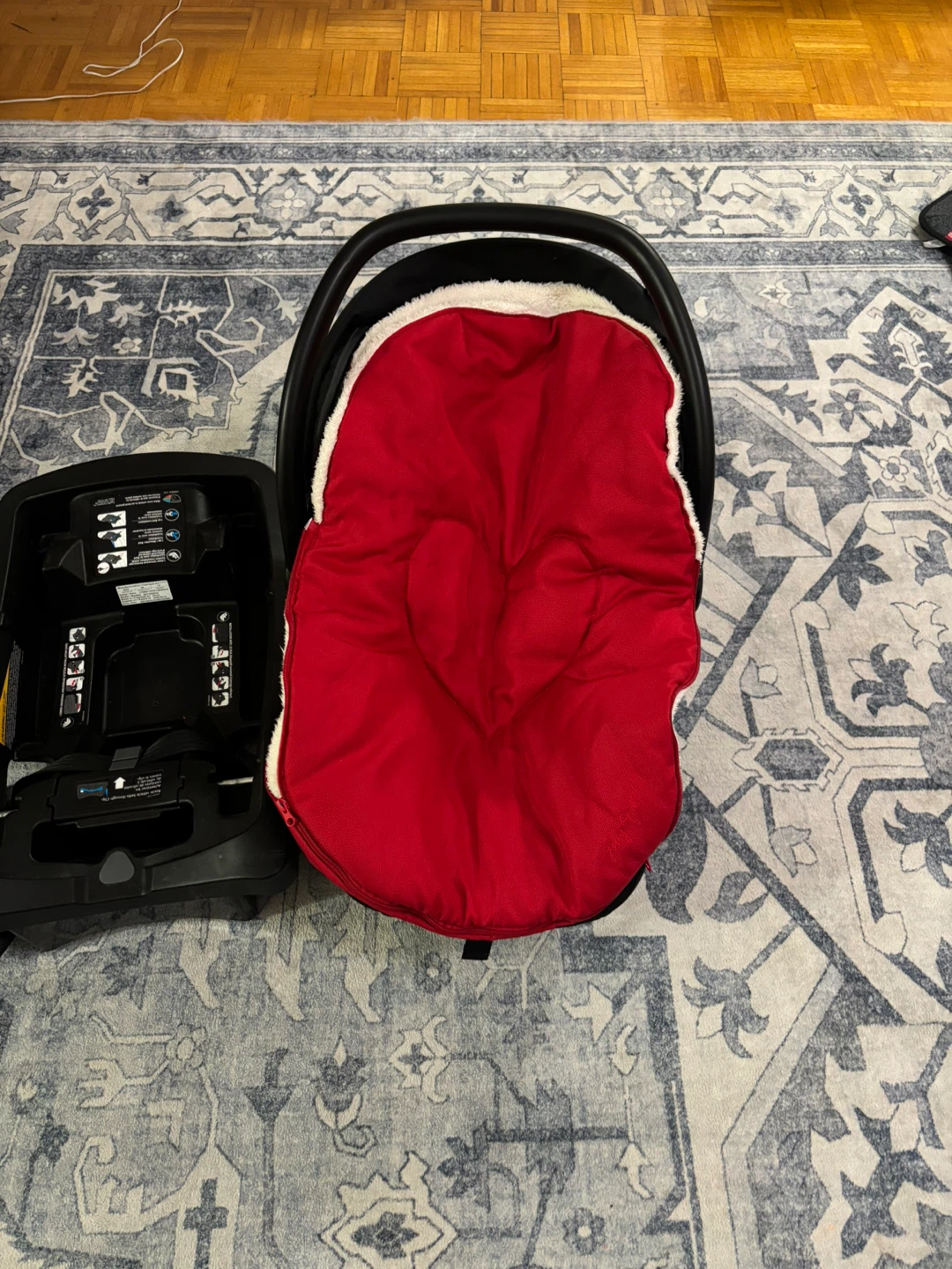 Evenflo Car seat - photo 5