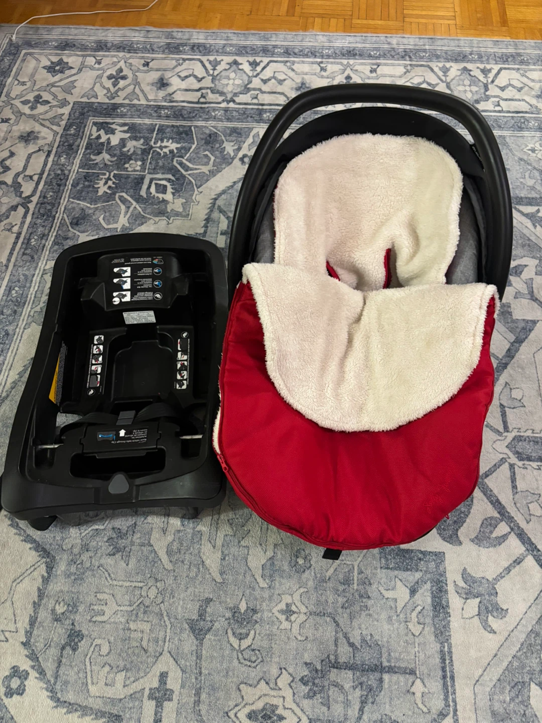 Evenflo Car seat - photo 4