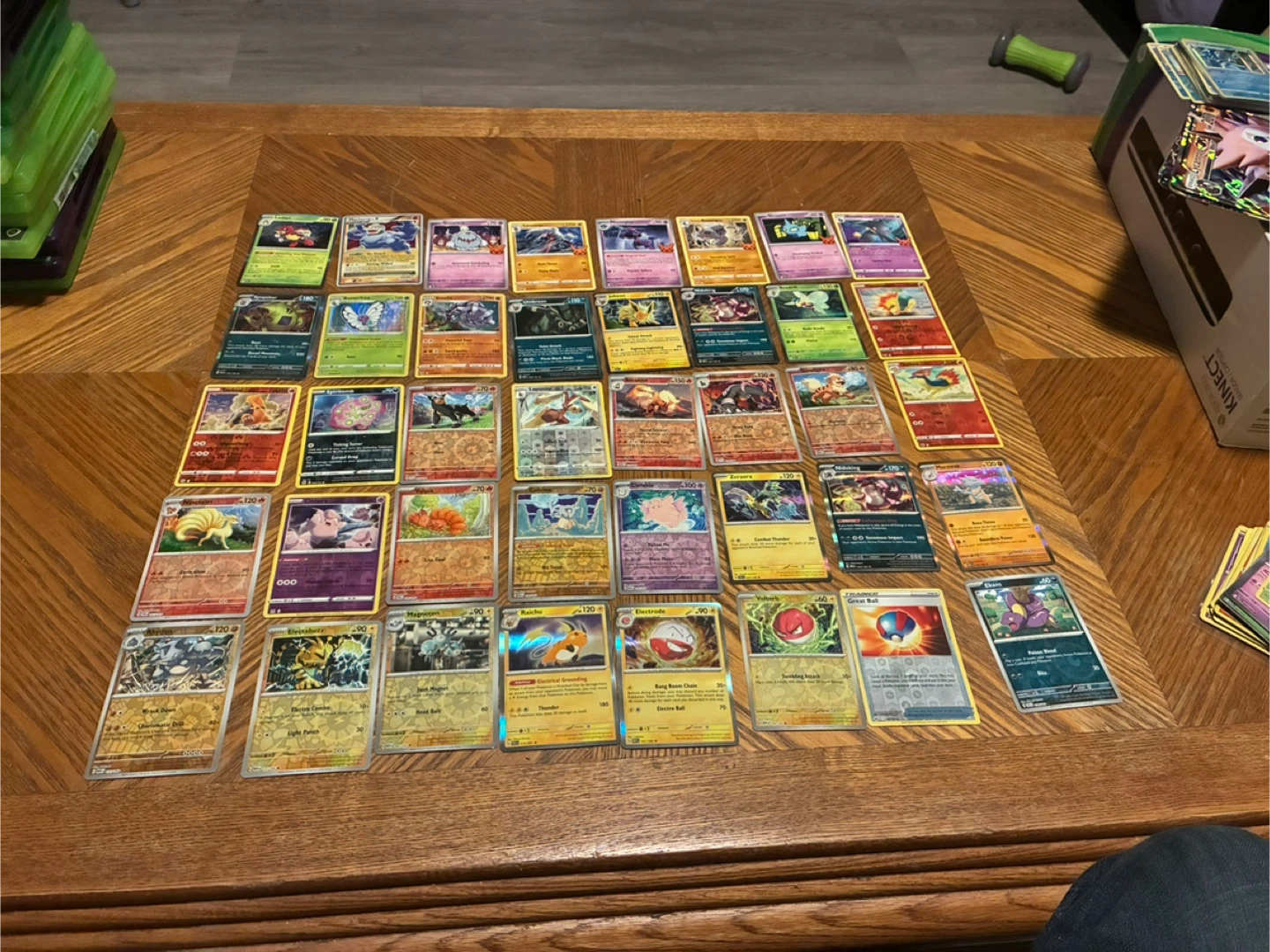 214 pokemon cards - photo 3