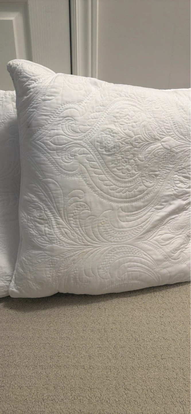 Two White Decorative Pillows - photo 2