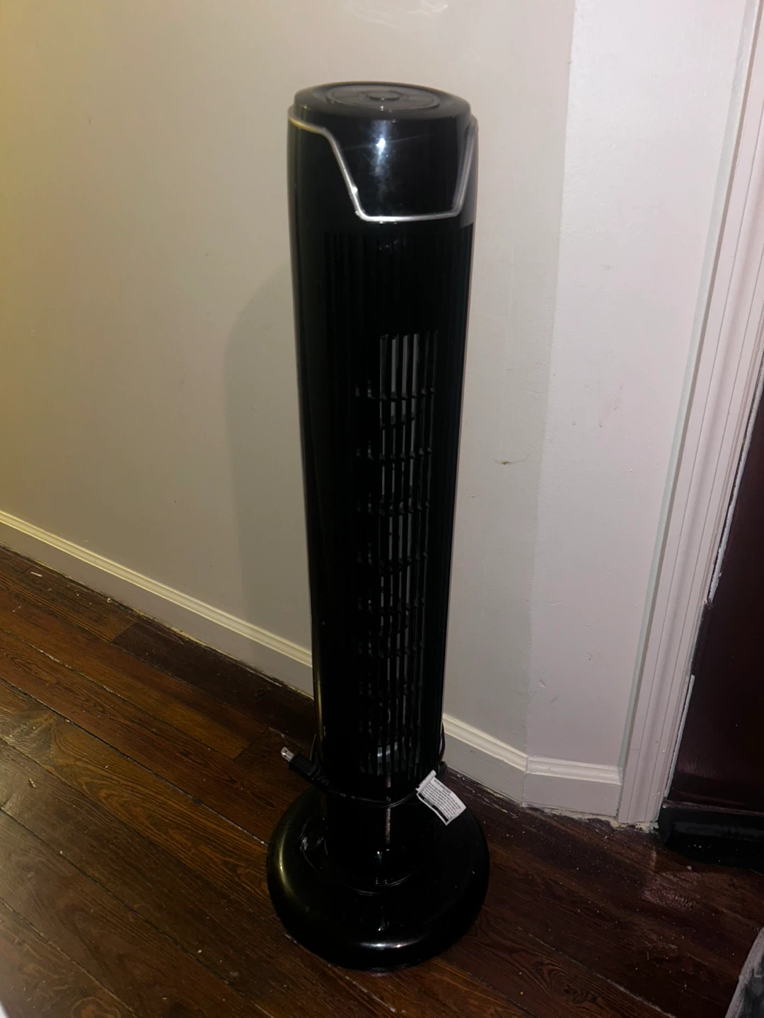 Pelonis Black Tower Fan