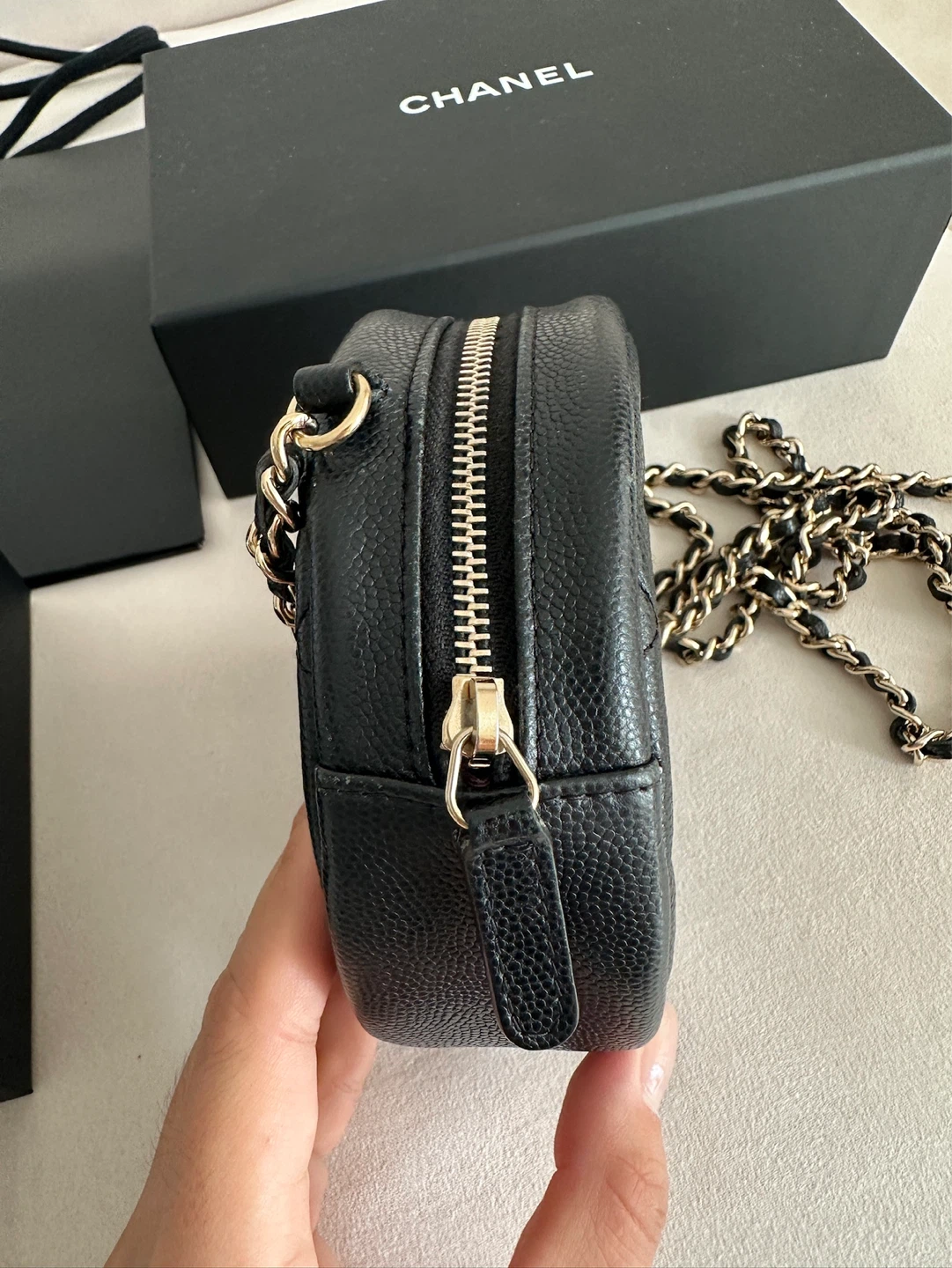 Authentic CHANEL Round Clutch with Chain Quilted Caviar Mini bag - photo 2