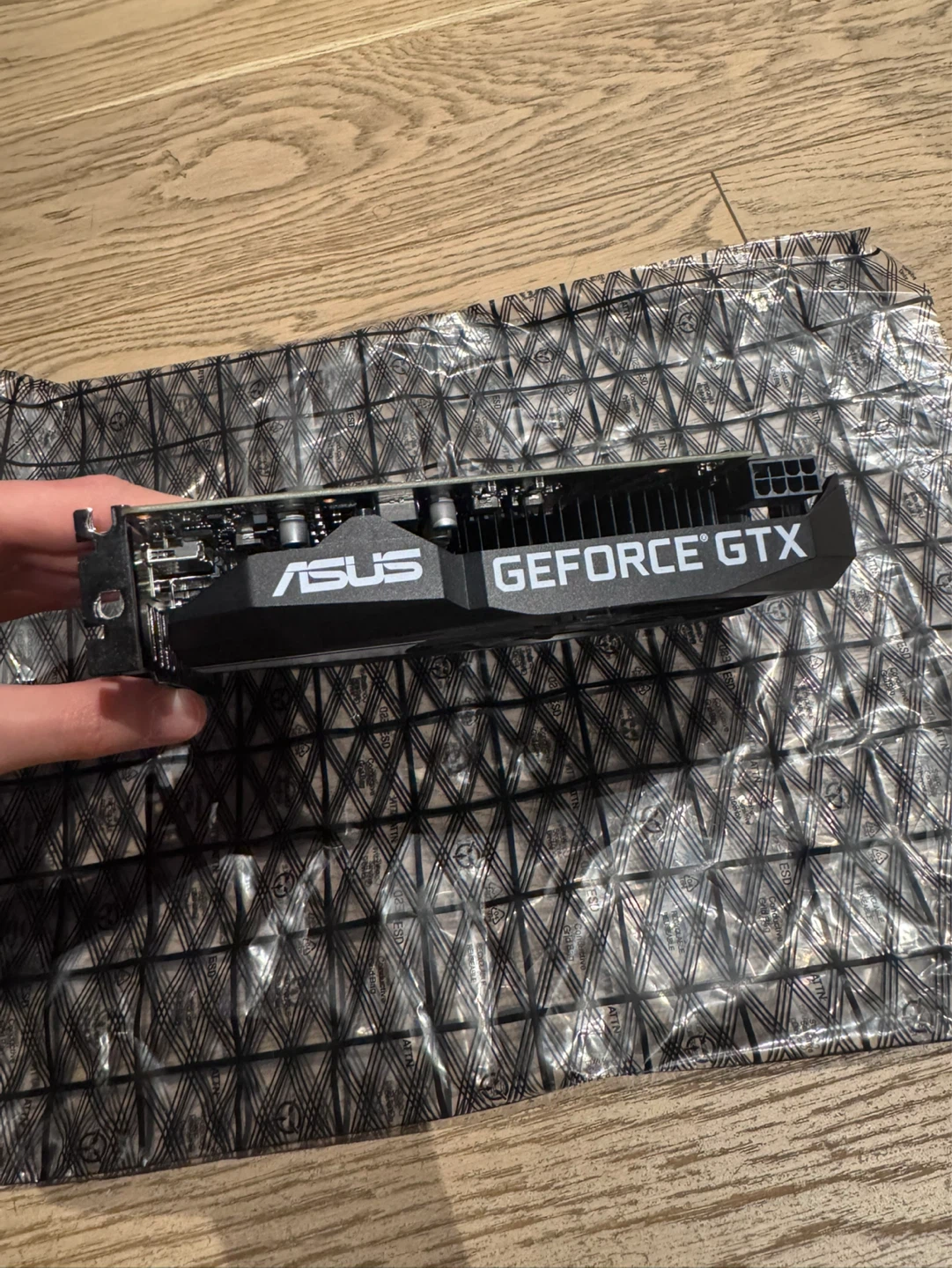 💧 GTX 1660 Super 💧