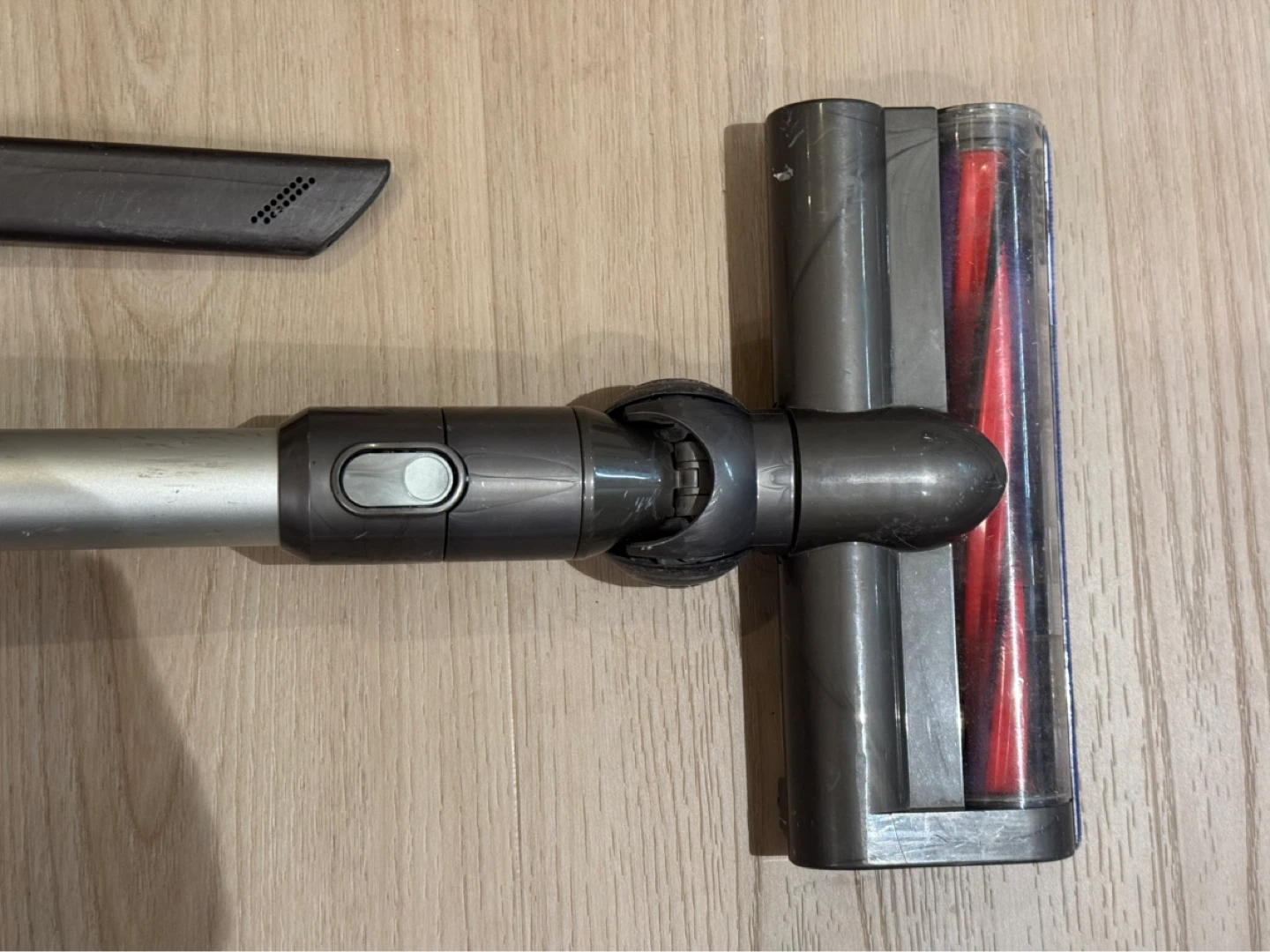 Dyson V6 Cordless Vacuum Cleaner - photo 3