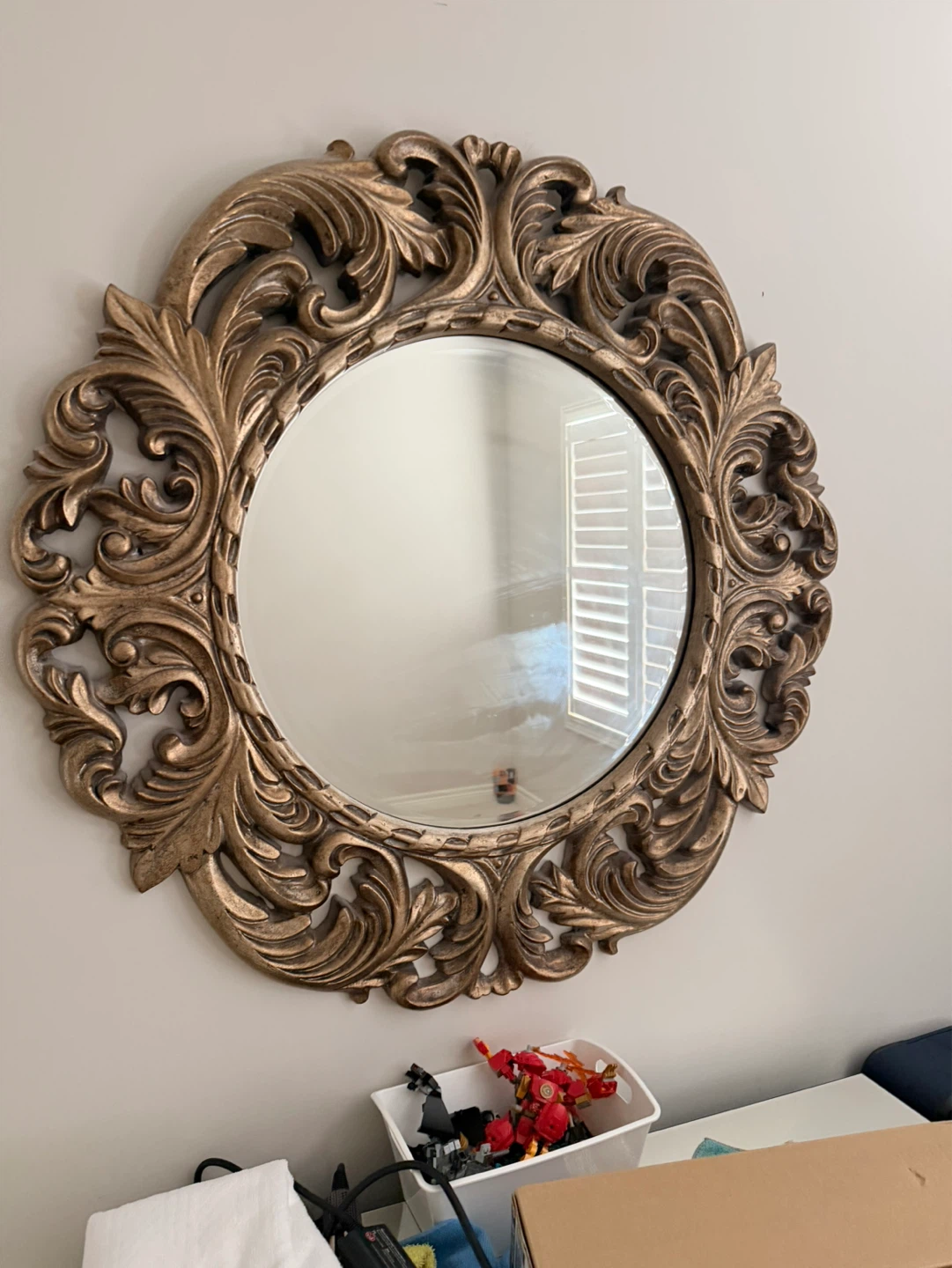 Ornate Gold Round Wall Mirror - photo 3