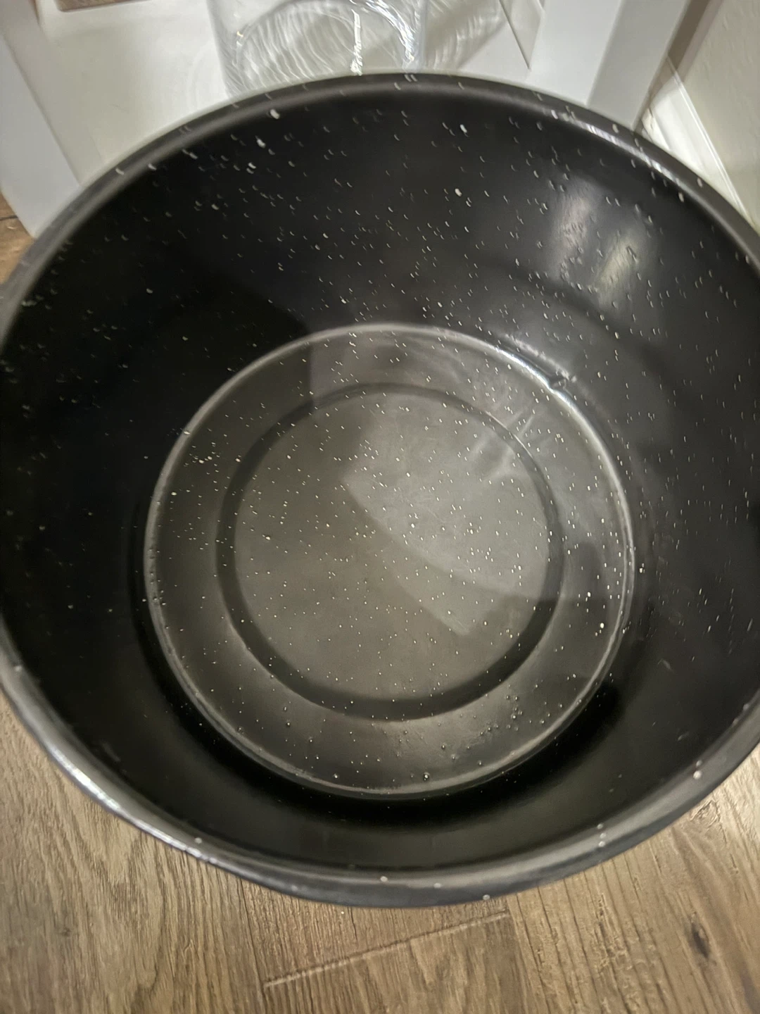 Black Speckled Enamel Roasting Pan with Lid - photo 2