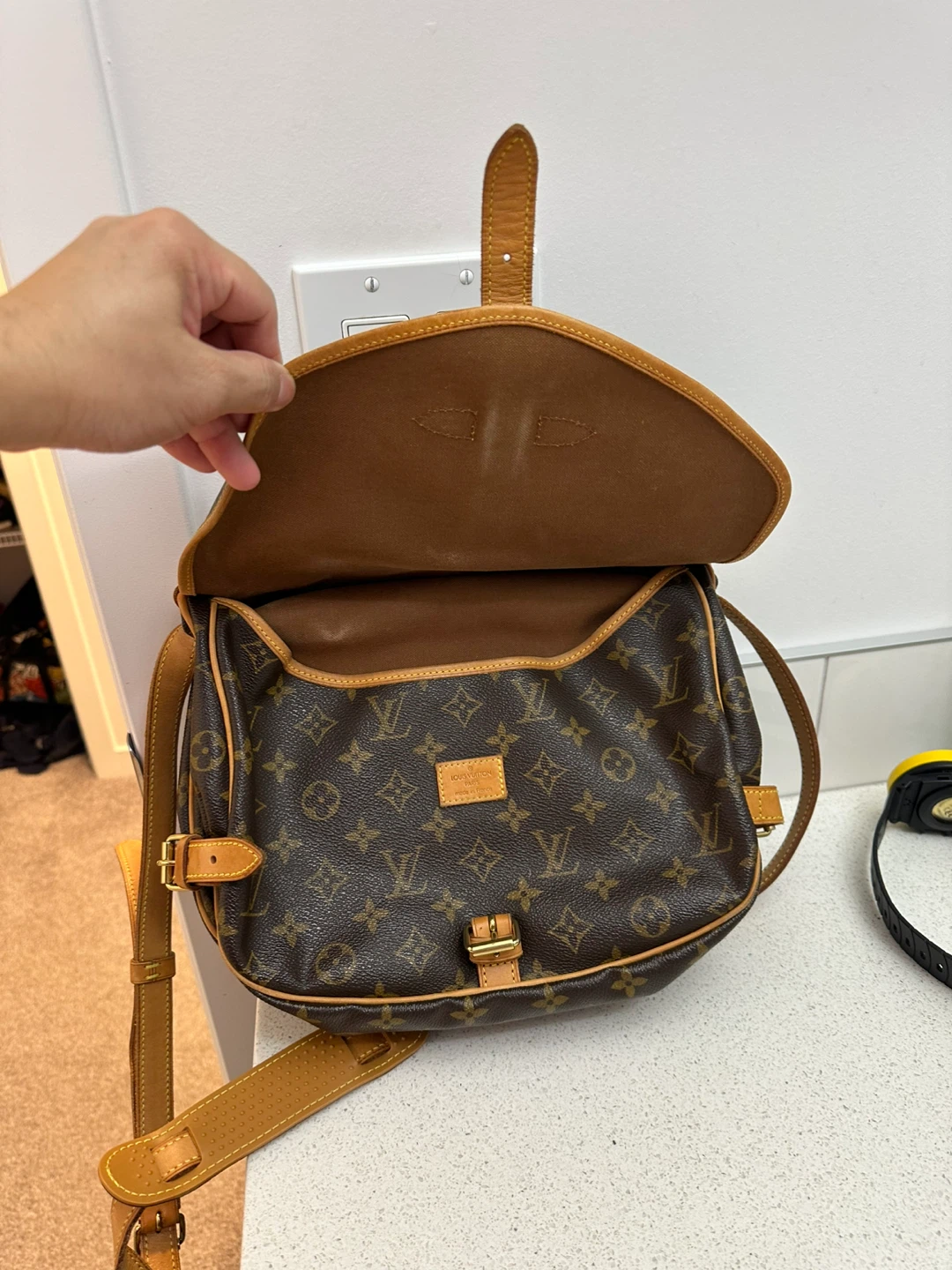 LV Monogram Canvas Saumor 30 - photo 4