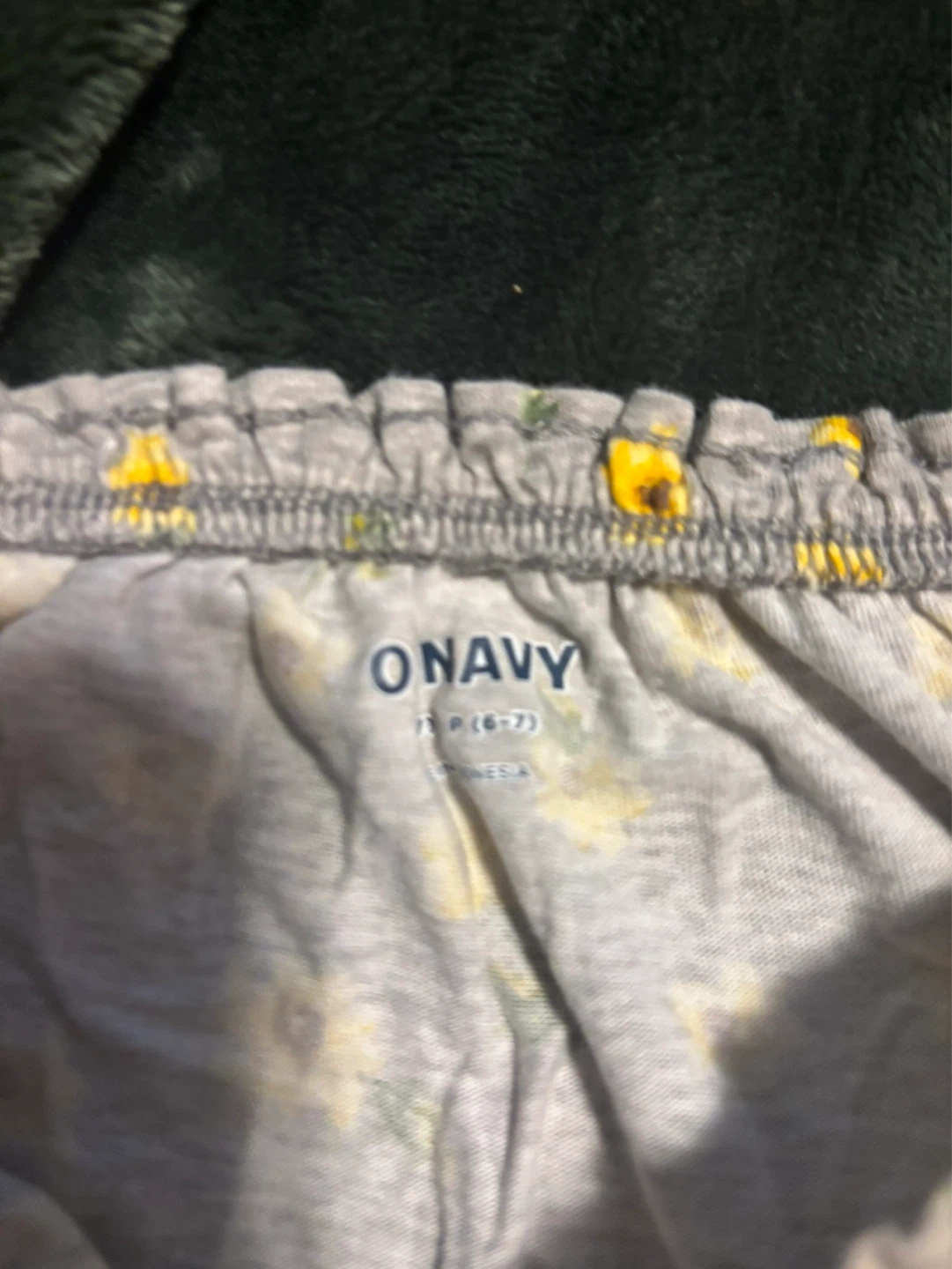 Old Navy Girls Sunflower Romper Size 6-7 - photo 2