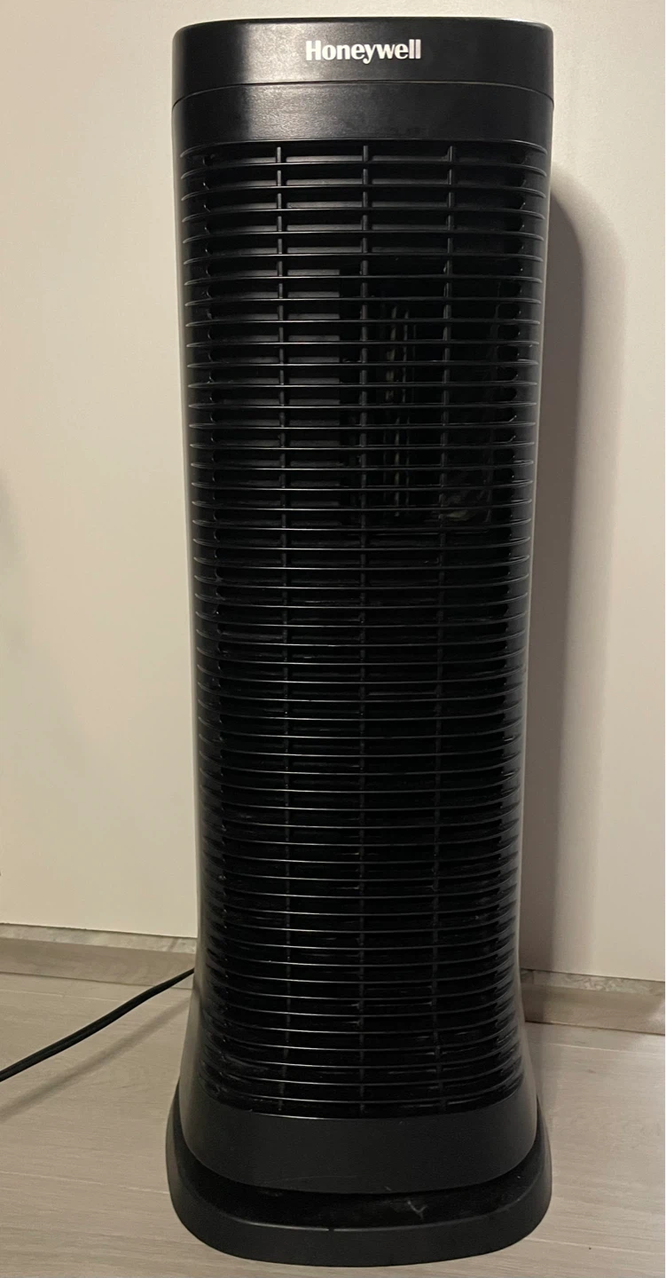 Honeywell Air Genius 4 Tower Air Purifier GREAT condition!