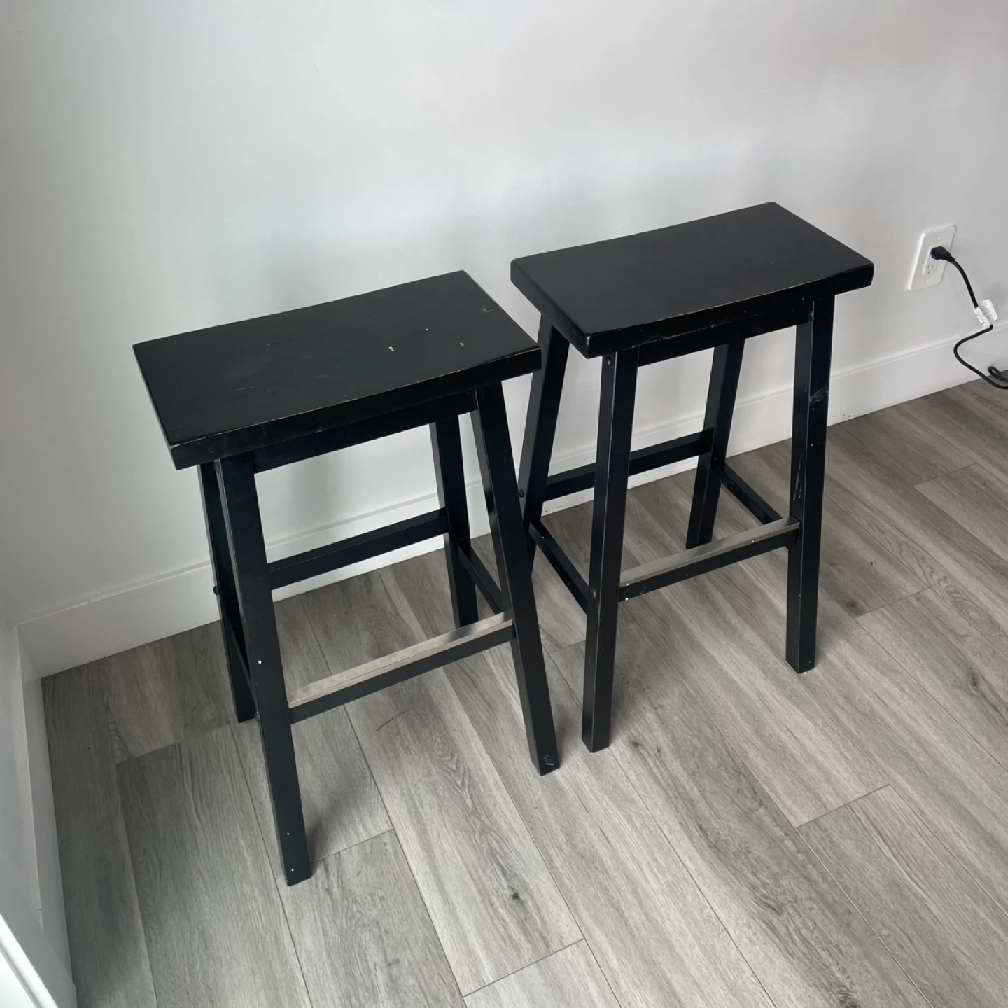 2 Bar Stools - photo 2