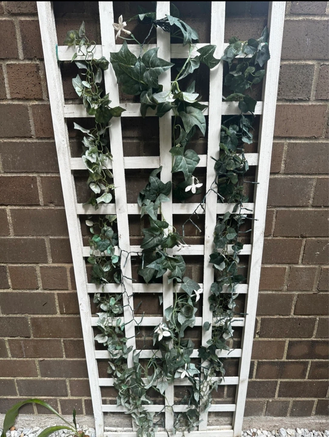 Three Artificial vines (trellis is not included)