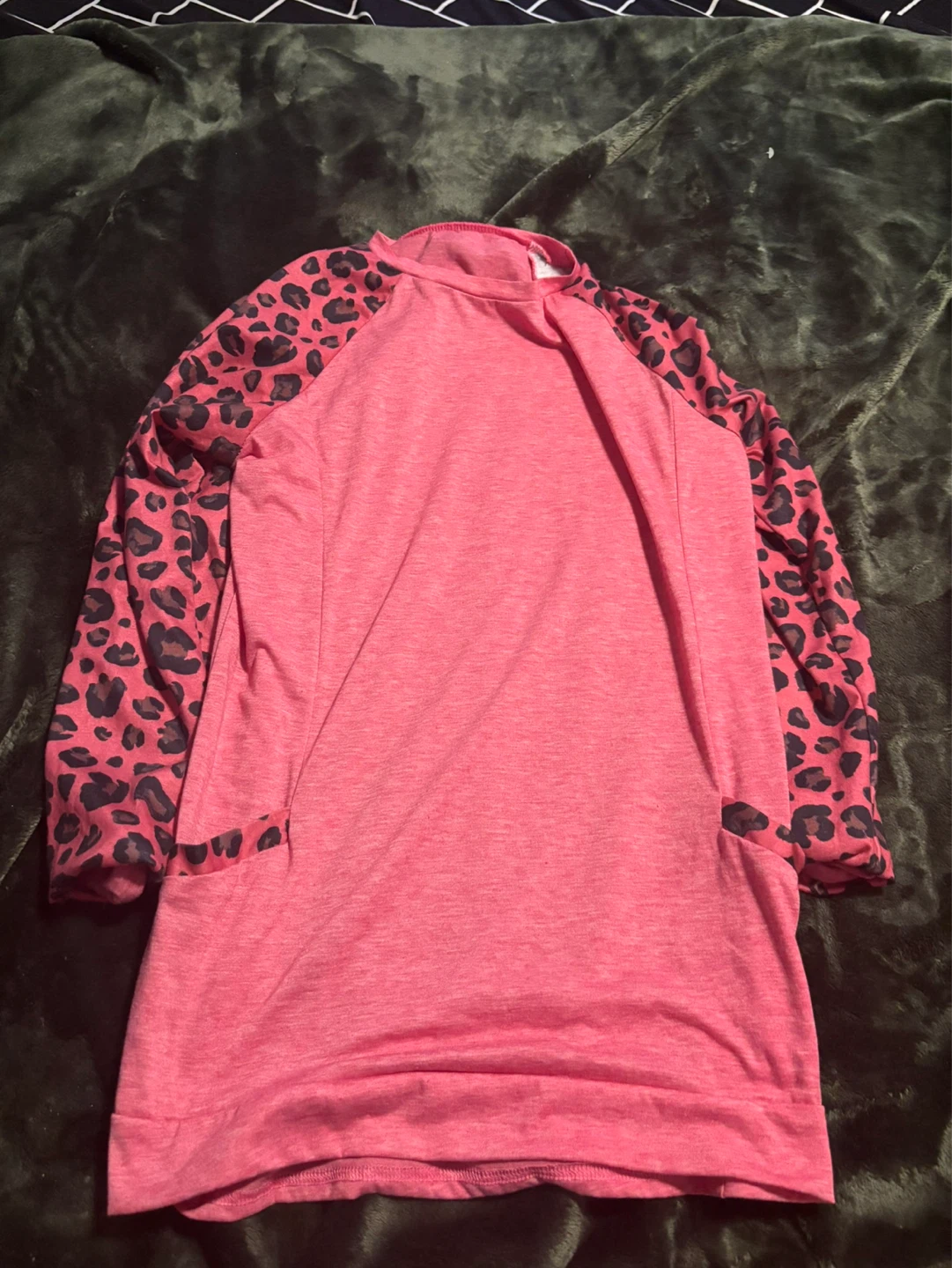 Pink Raglan Sleeve Top with Leopard Print