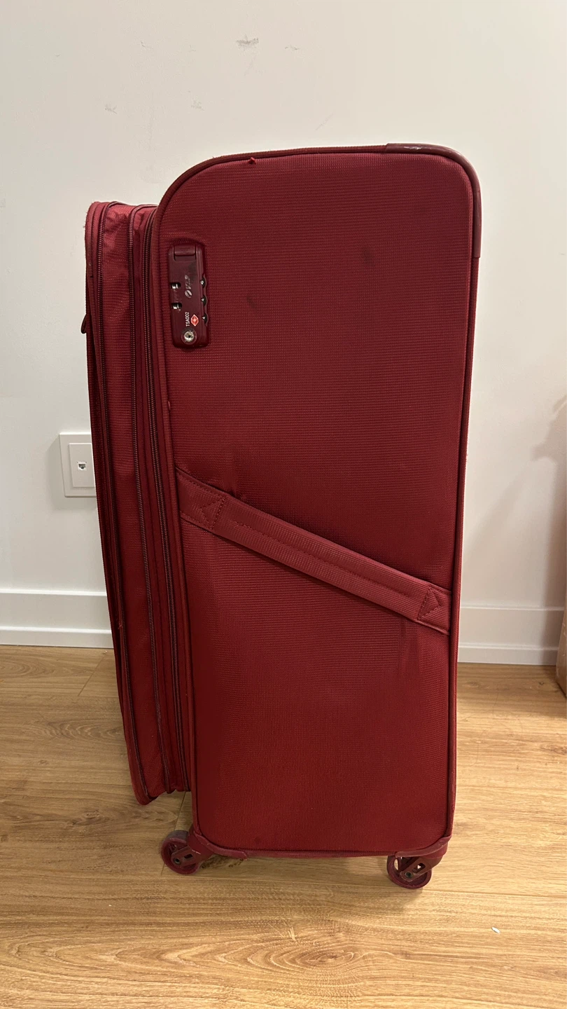 Burgundy Spinner Suitcase - check in luggage - photo 2