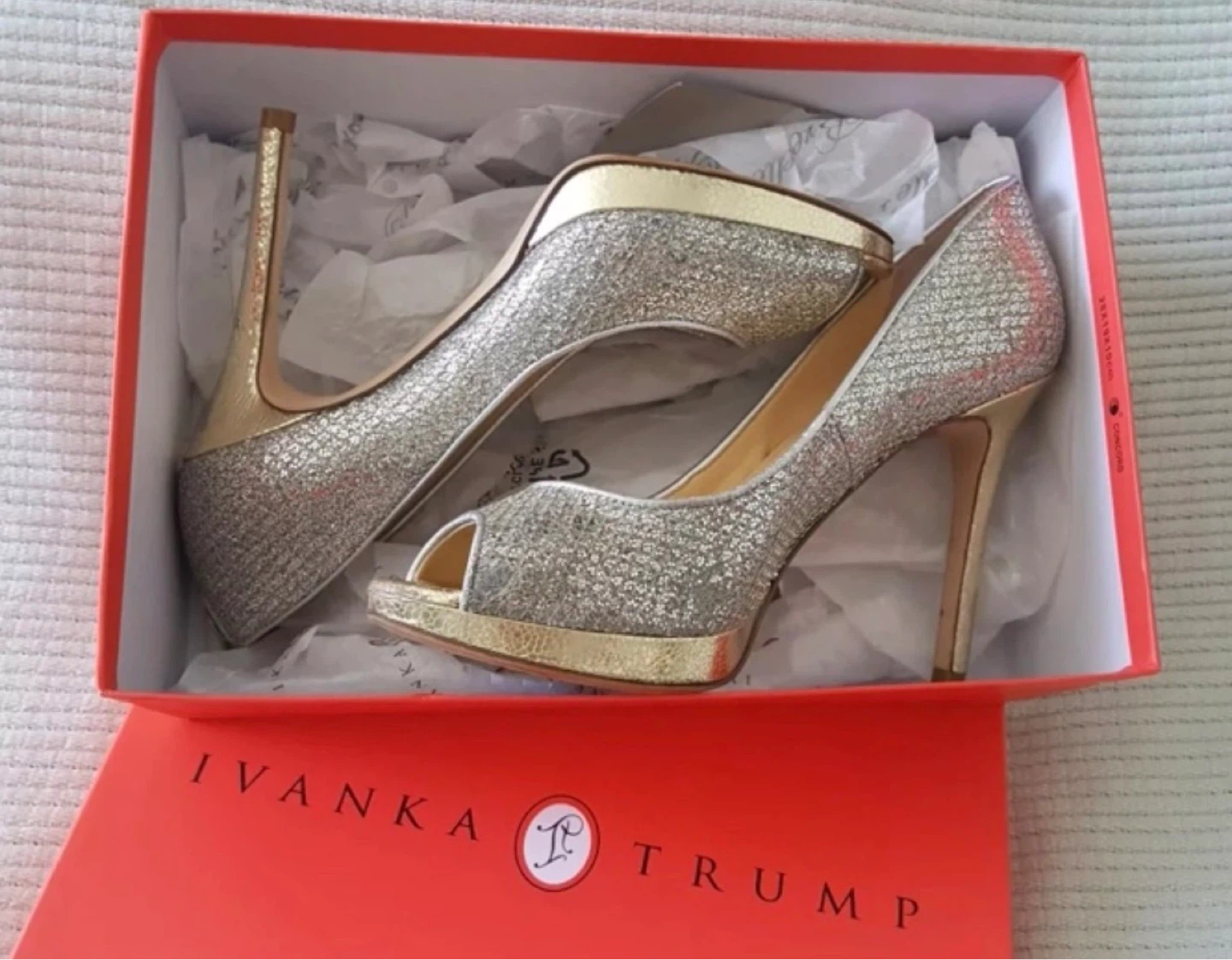 7.5 M Ivanka Trump Peep Toe Gold Silver Glitter Heels Maggie 2