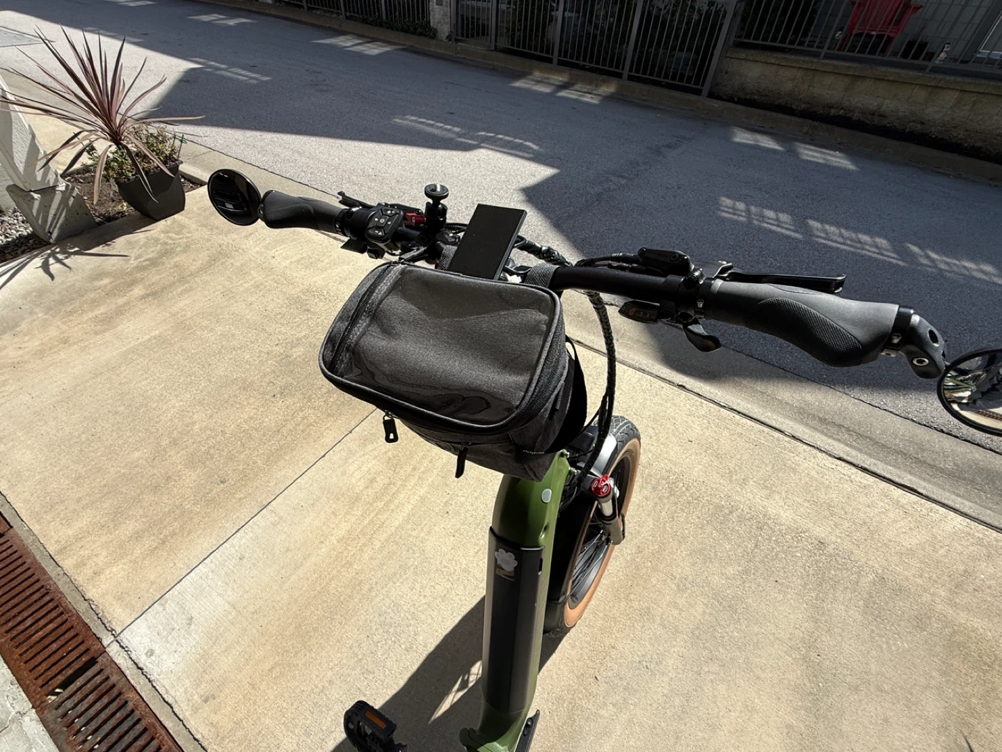 MAUI Folding Fat Tires Electric Bike - Green - photo 2