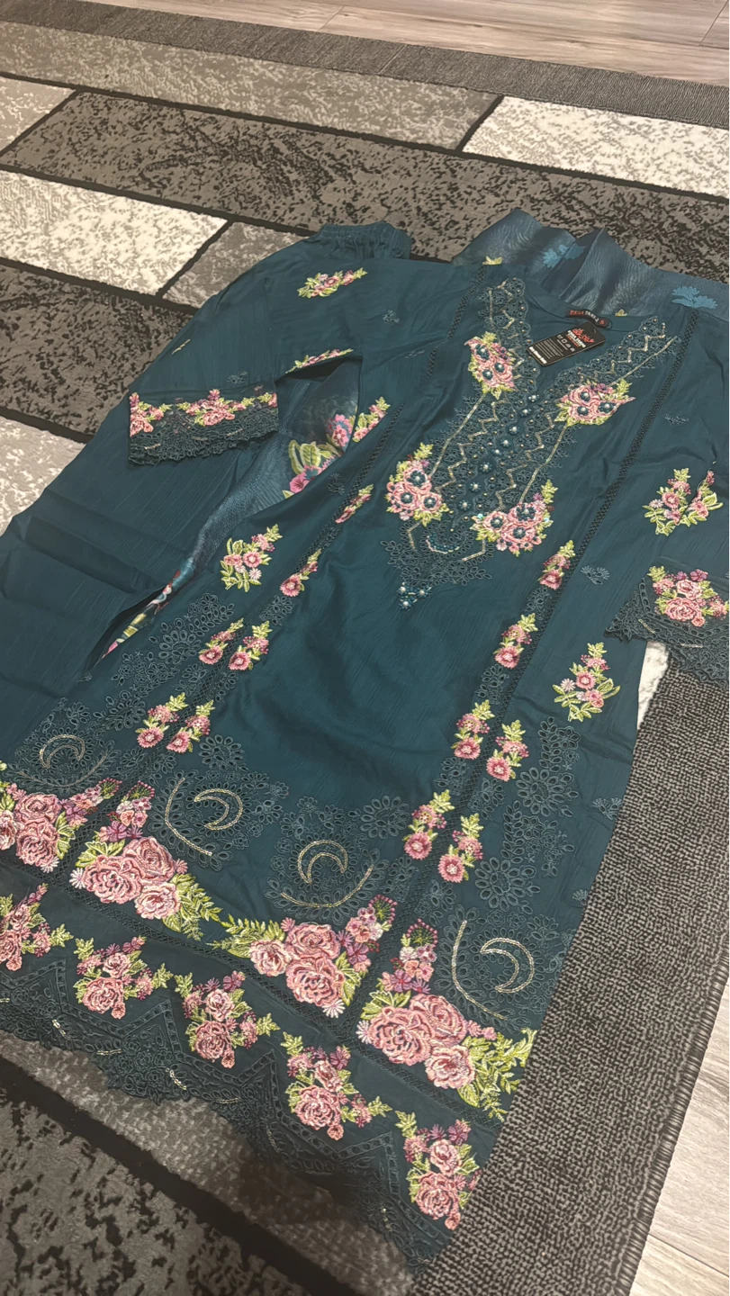 Teal Floral Embroidered 3-Piece Lawn Suit - Medium - photo 5
