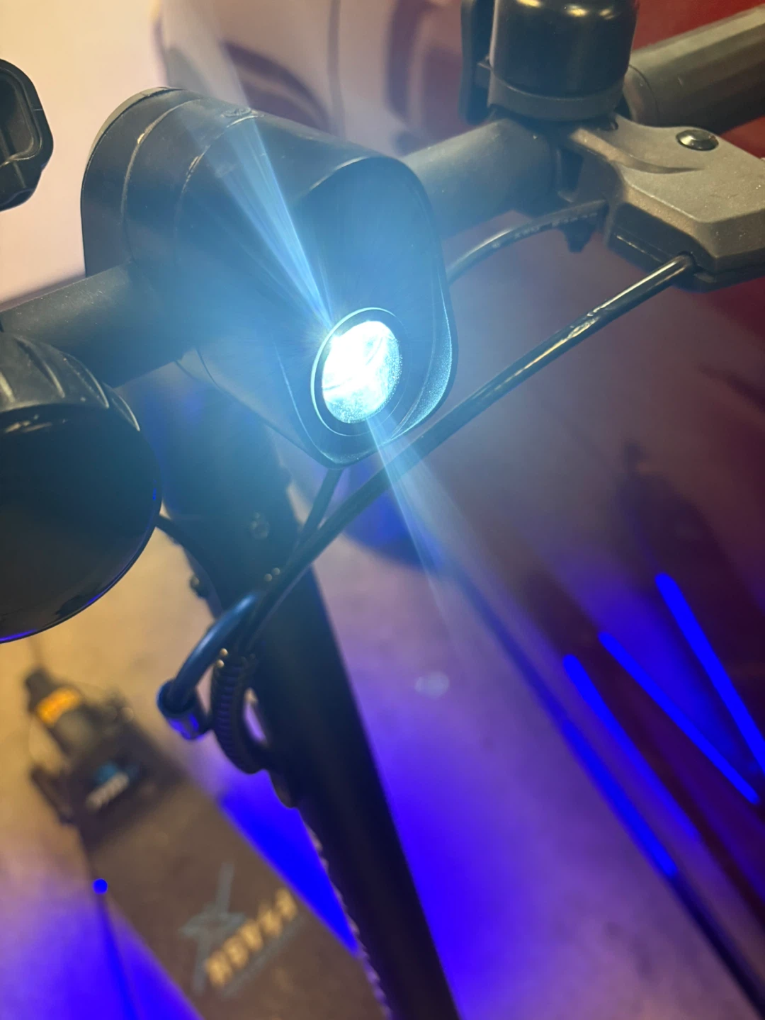 Electric scooter - photo 3