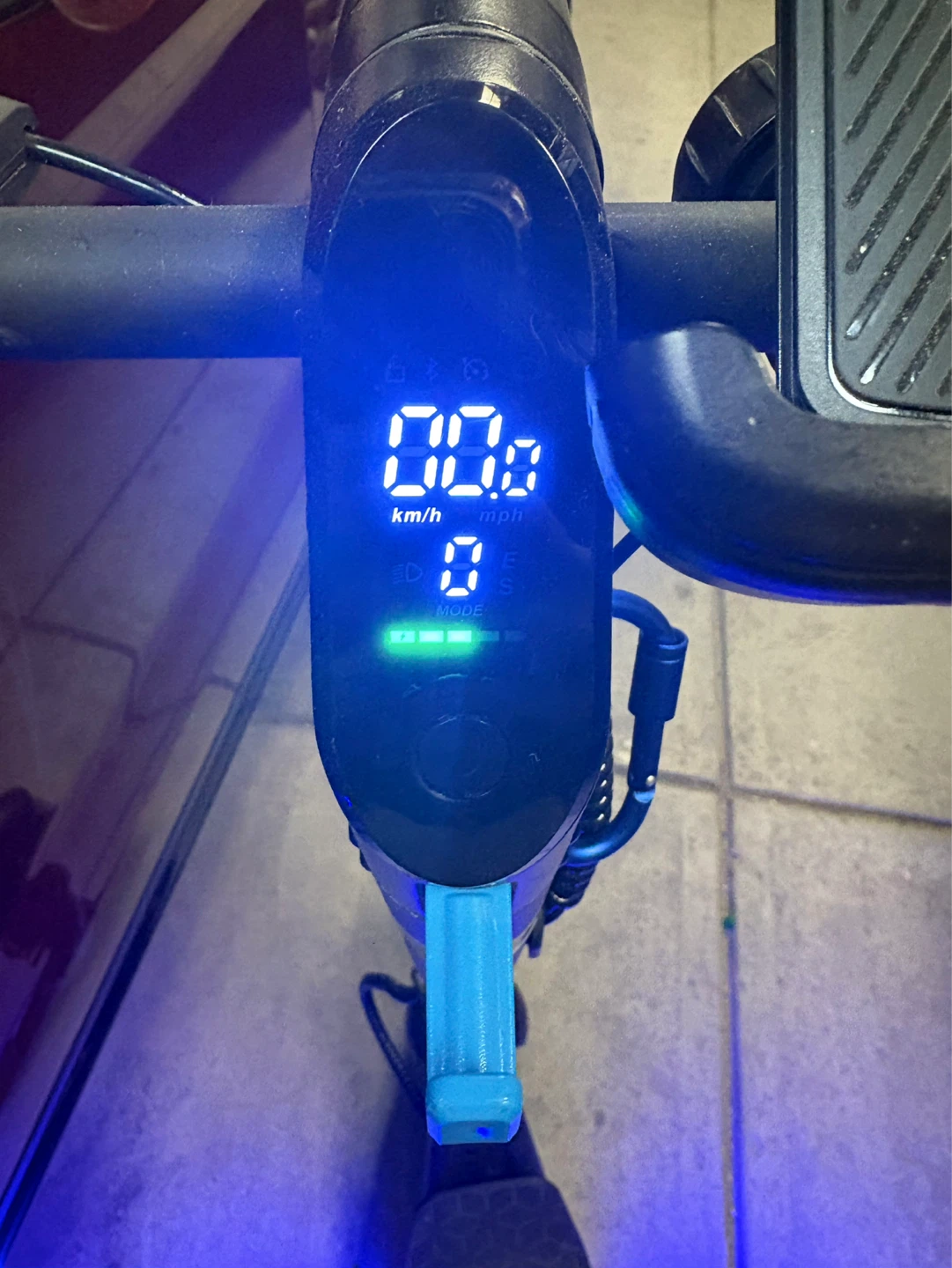 Electric scooter - photo 2