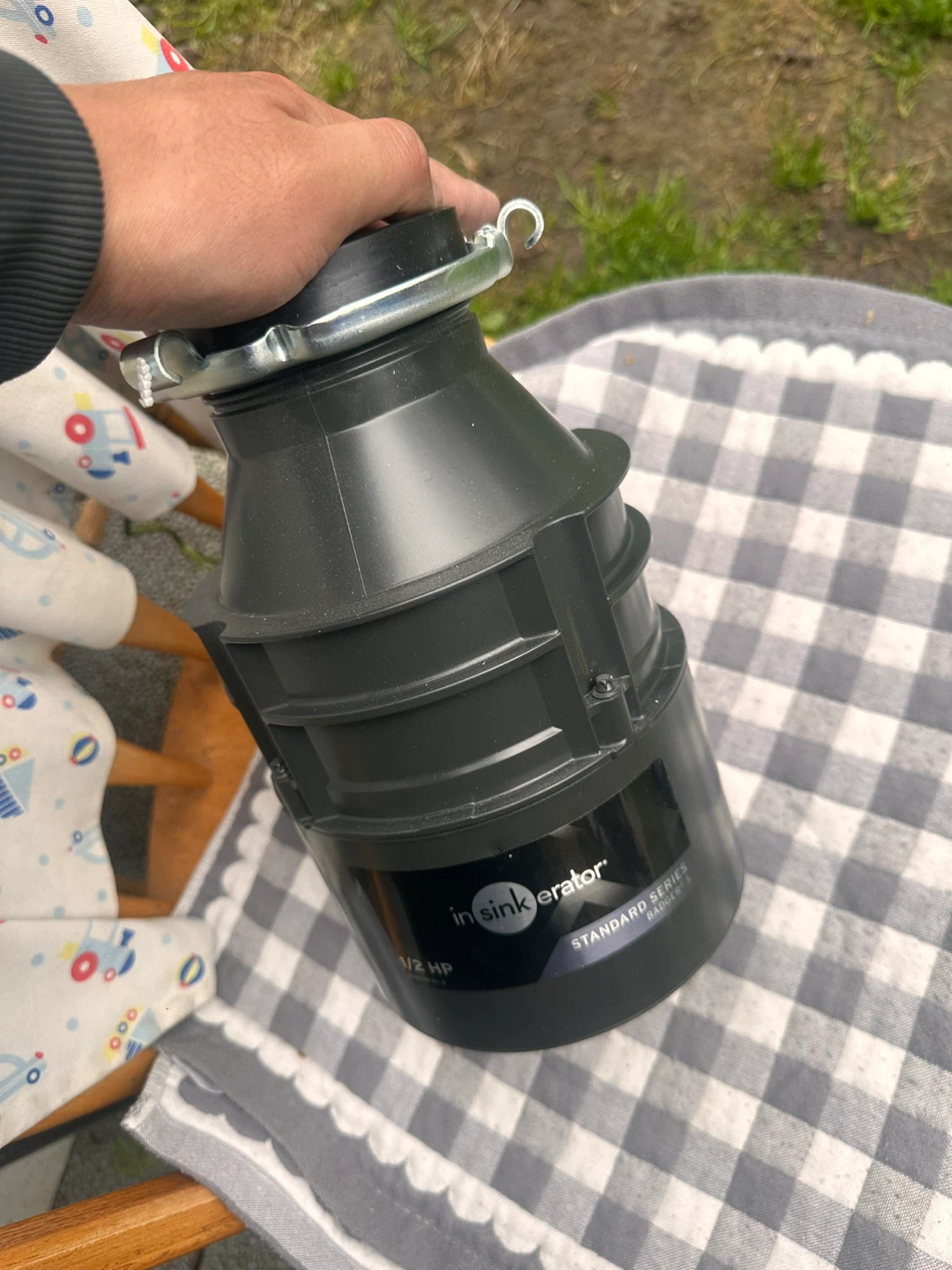 Brand New InSinkErator Badger 5 – Selling (Doesn’t Fit My Sink) - photo 4