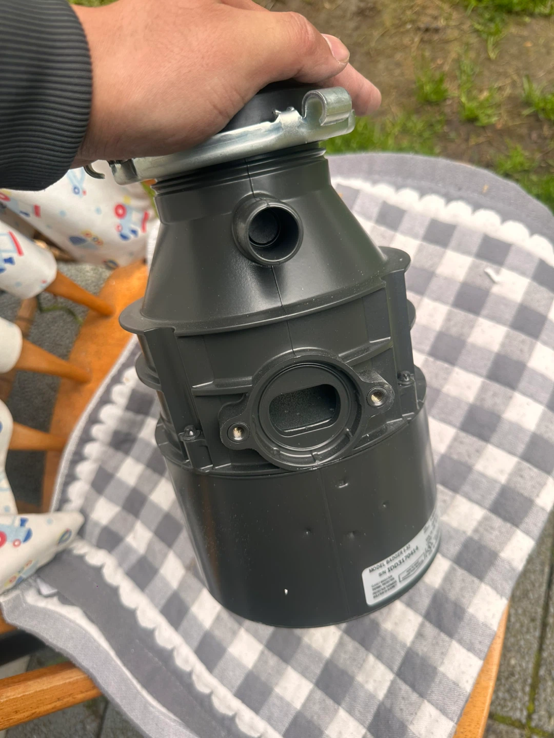 Brand New InSinkErator Badger 5 – Selling (Doesn’t Fit My Sink) - photo 3