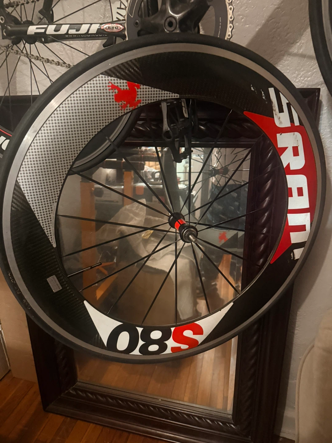SRAM 80 Carbon Wheel