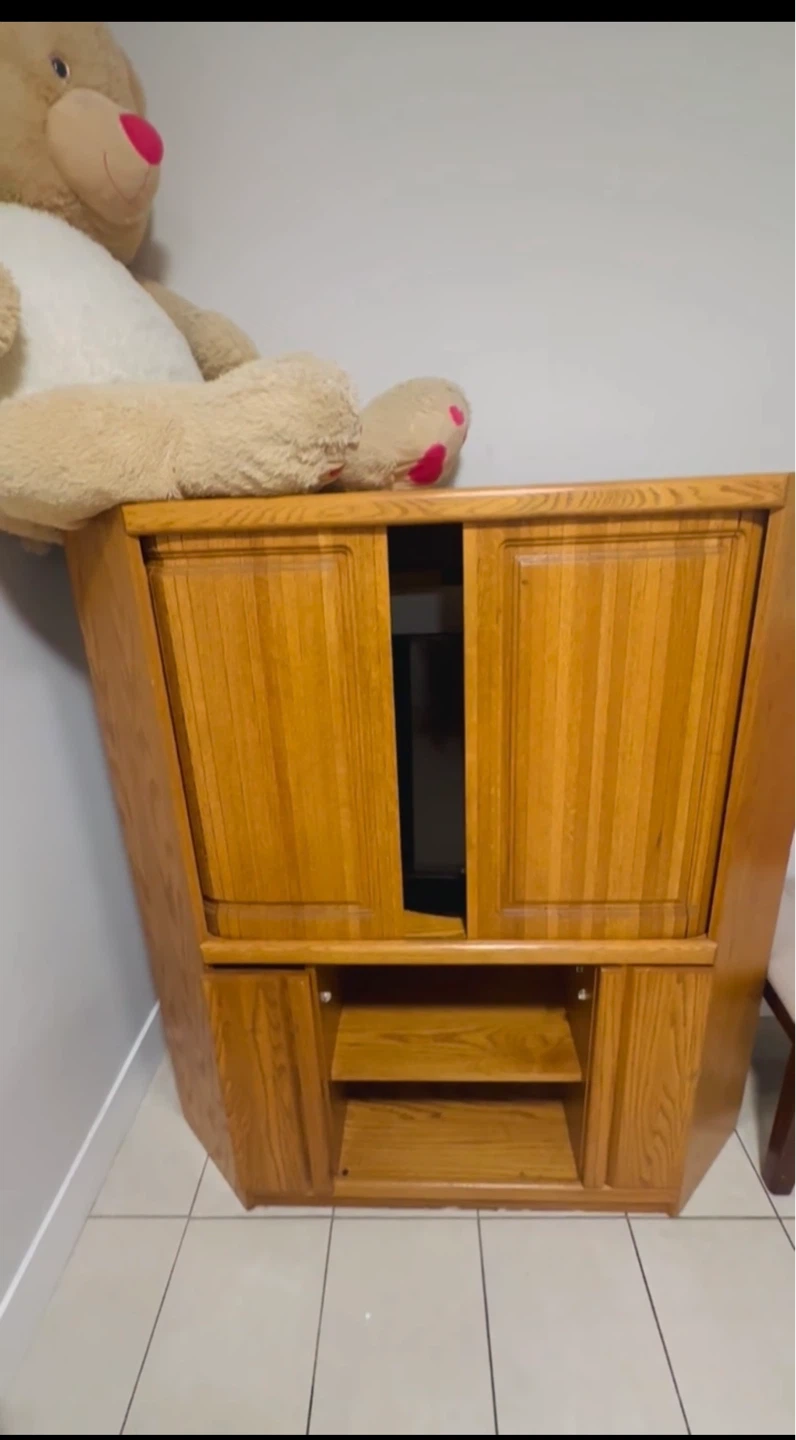 FREE – Available Now – TV Stand + Chairs (Hwy 97)