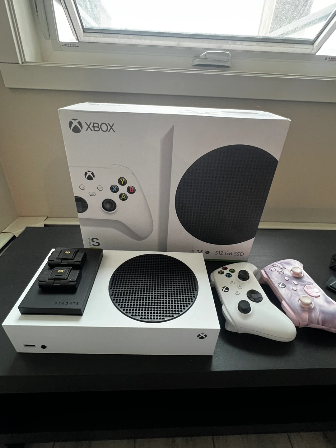 Xbox Series S Bundle 1.5TB Storage 2 Controllers + Battery Kits - photo 2