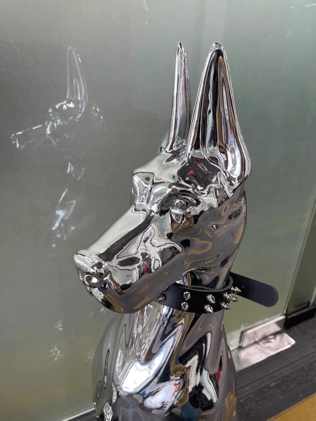 Modern Dog Statue (From Tech Office) – 29.5" - photo 3