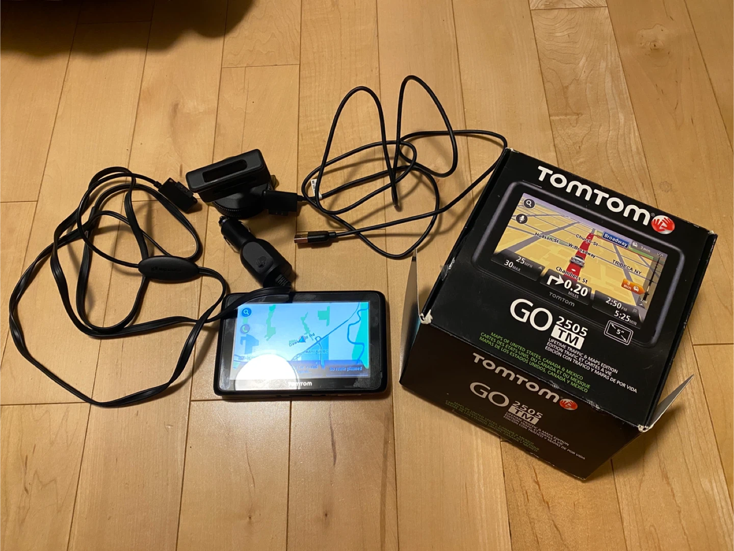 TomTom GO 2505 TM GPS Navigation Device