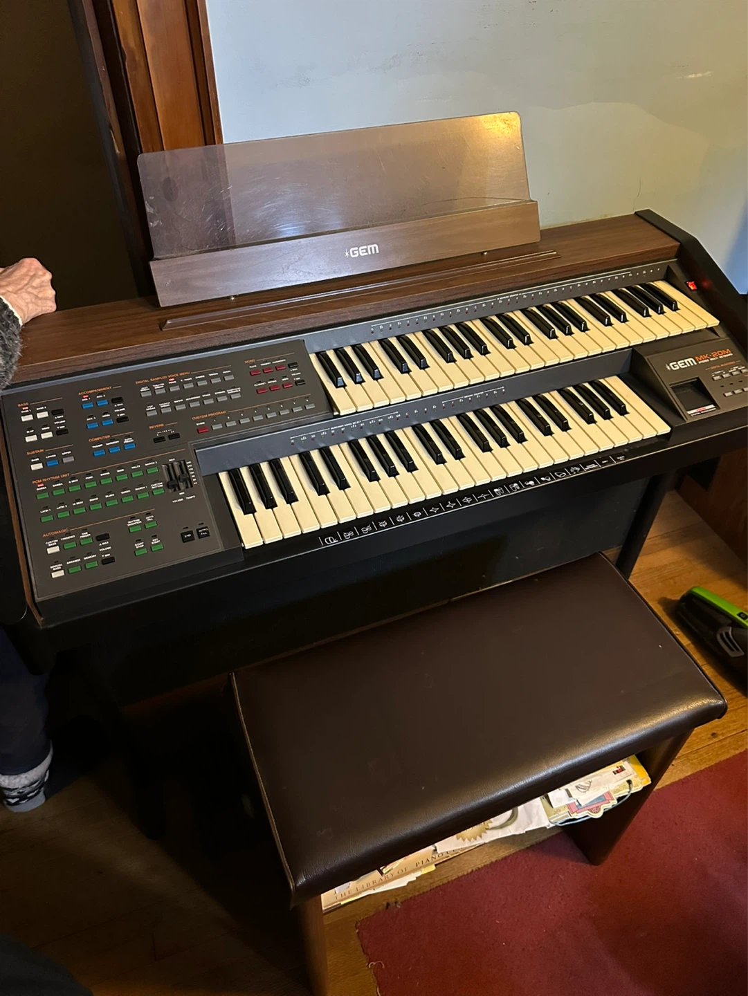 Vintage GEM MK-20M Organ – Fully Working w/ Bench & Pedals