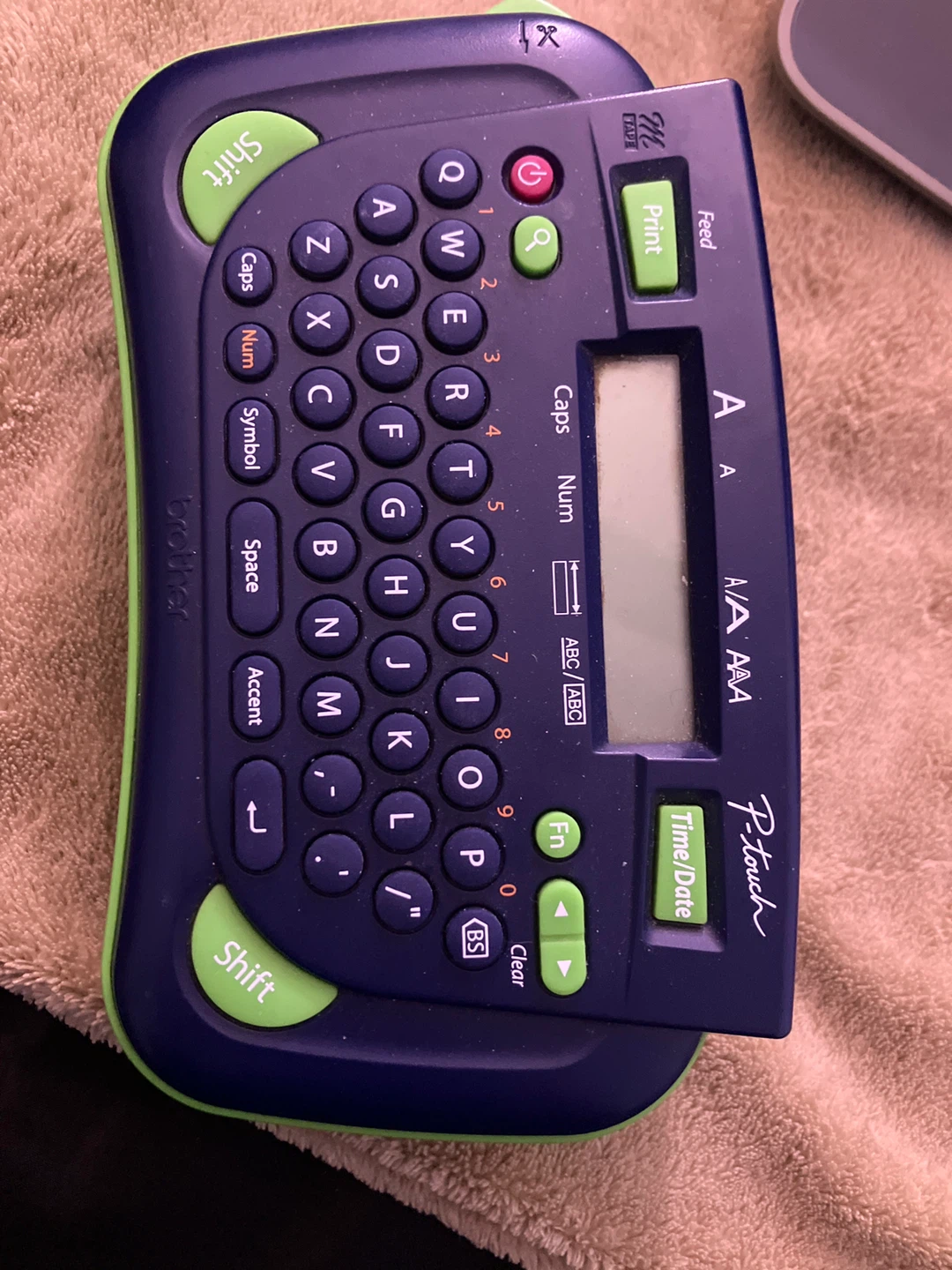 Brother P-touch PT-60 Label Maker - photo 2