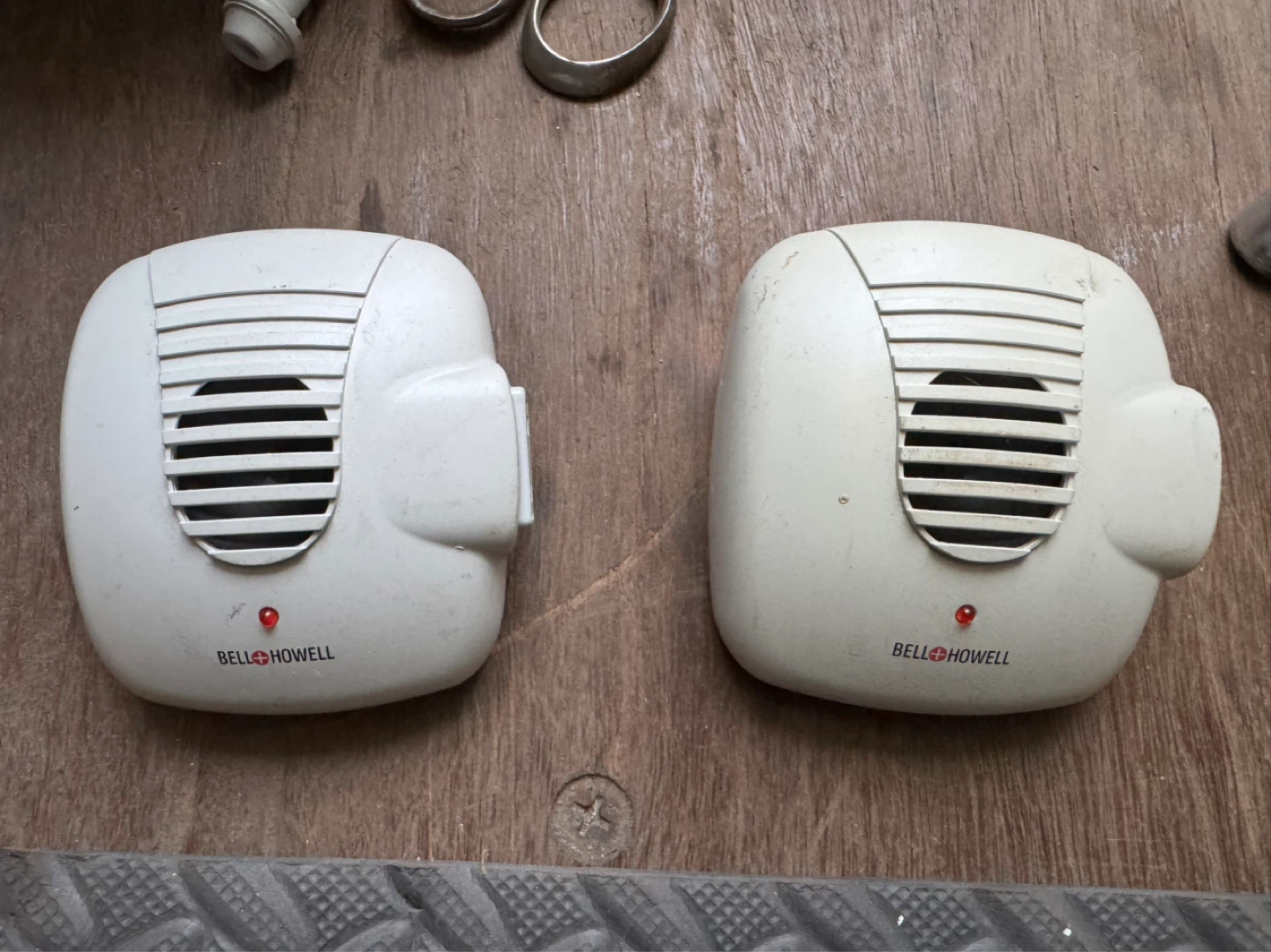 Bell+Howell Ultrasonic Pest Repeller SB-104