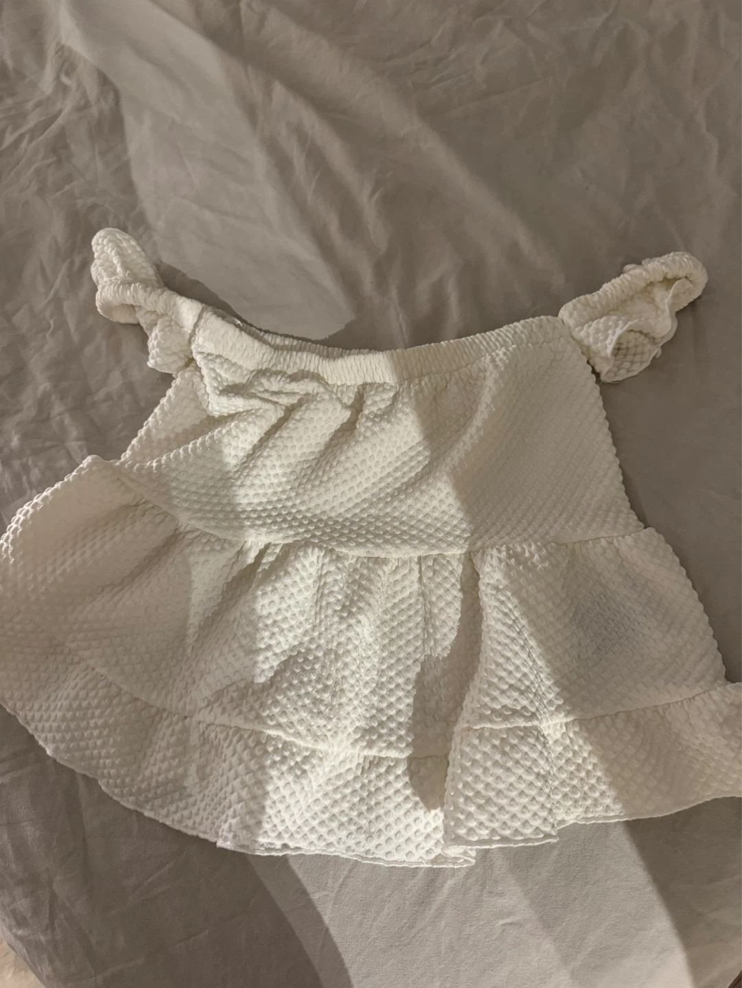 Urban Outfitters White Textured Off-the-Shoulder Top - XS