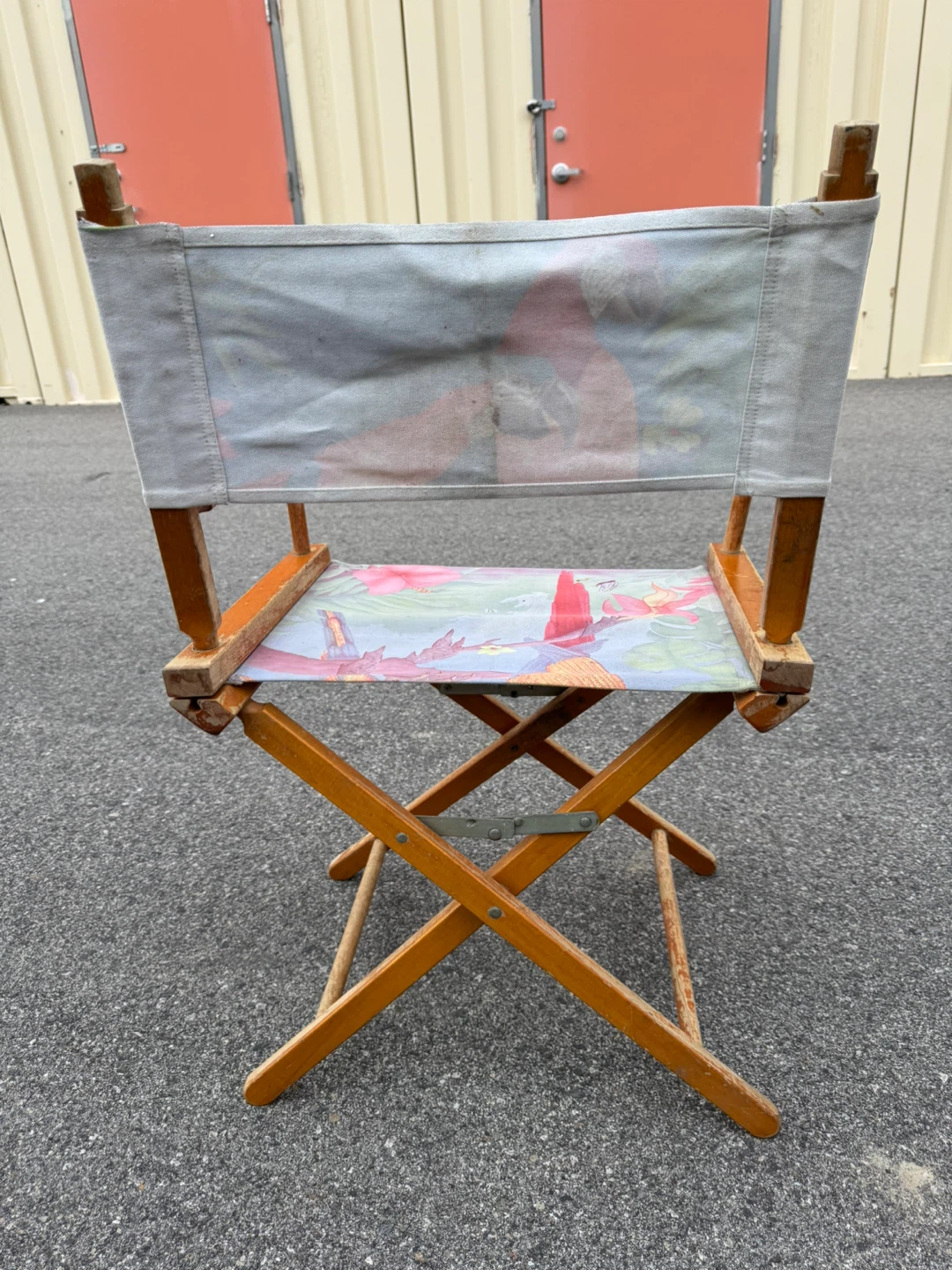 Director's Chair with Parrot Print - photo 3