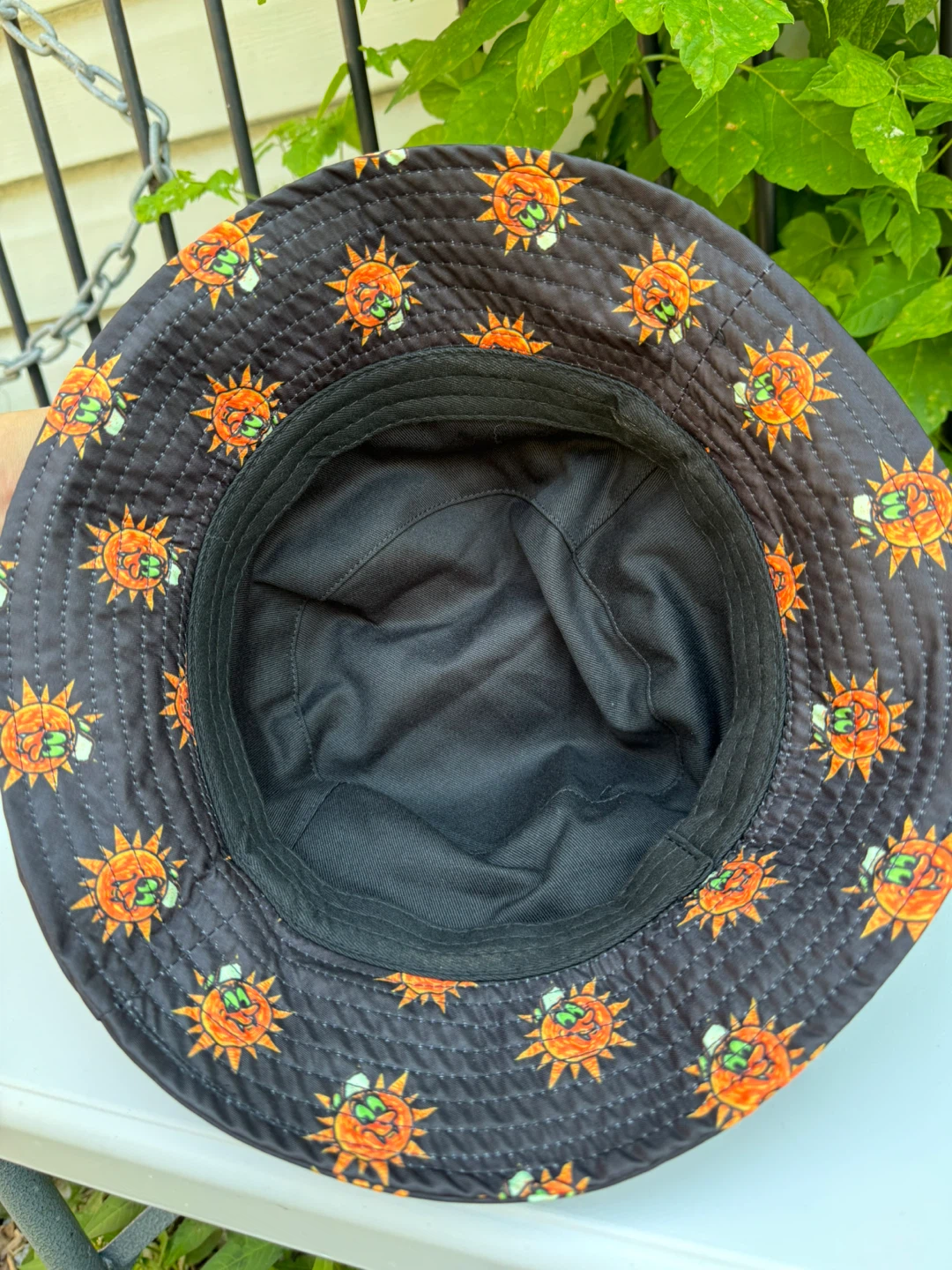 Bucket Hat with Sun Print FERXXO tour - photo 3