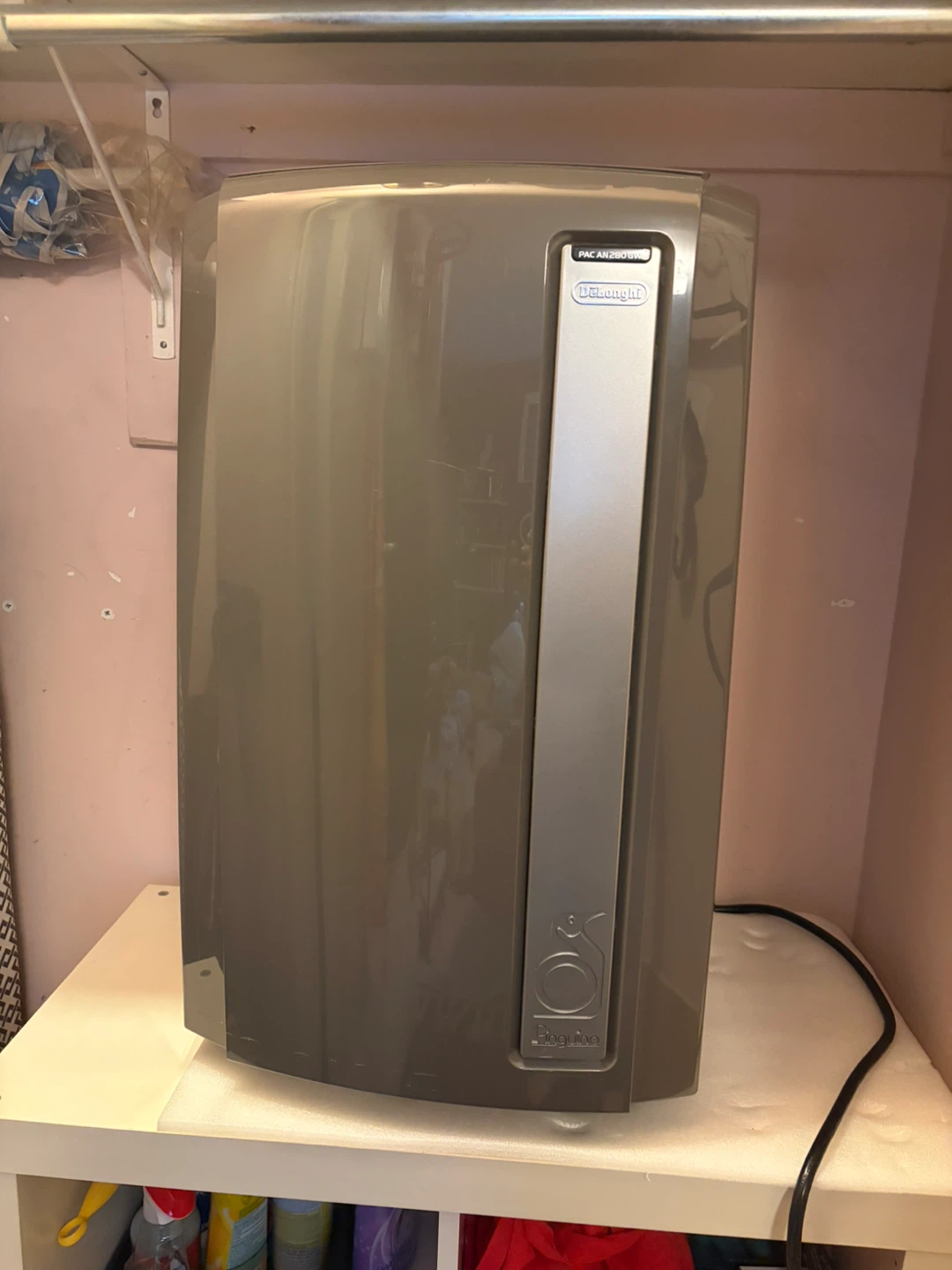 DeLonghi PAC AN200RW Portable Air Conditioner