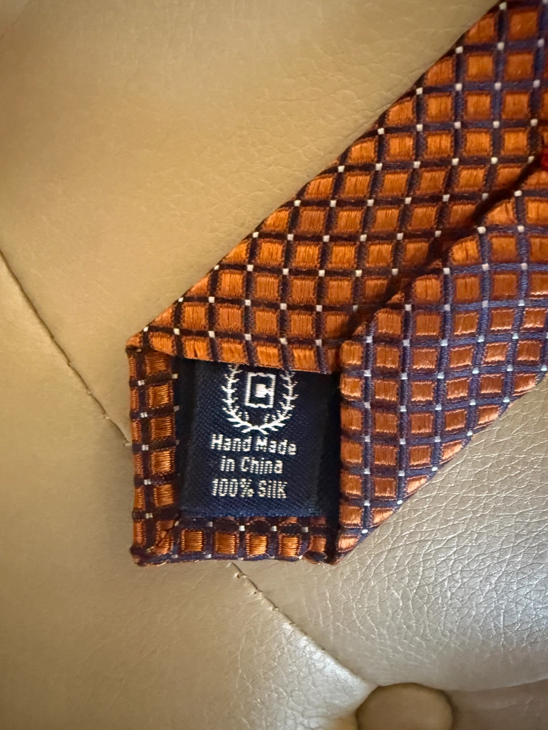 Brand new Chaps Men's Silk Tie - Orange and Navy - photo 3