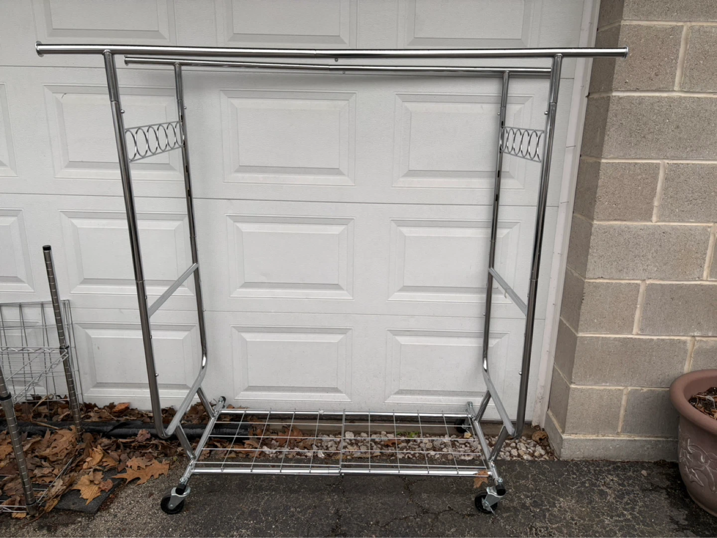 Rolling Garment Rack Clothes Hanger