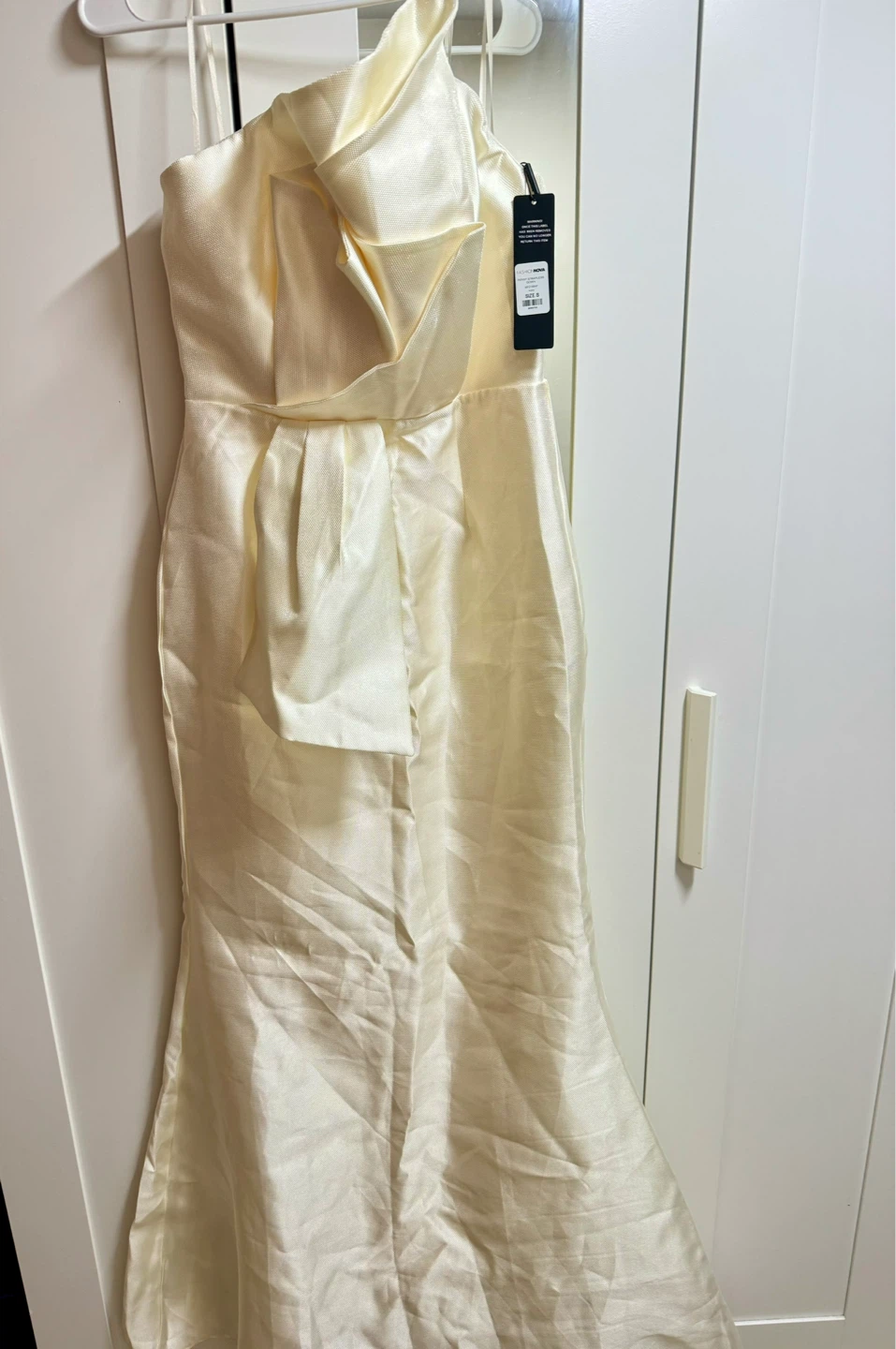 Fashion Nova Cream One-Shoulder Dress - photo 4