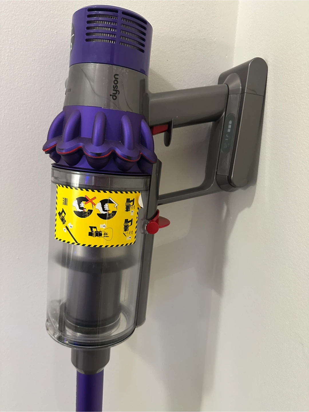 Dyson - photo 3