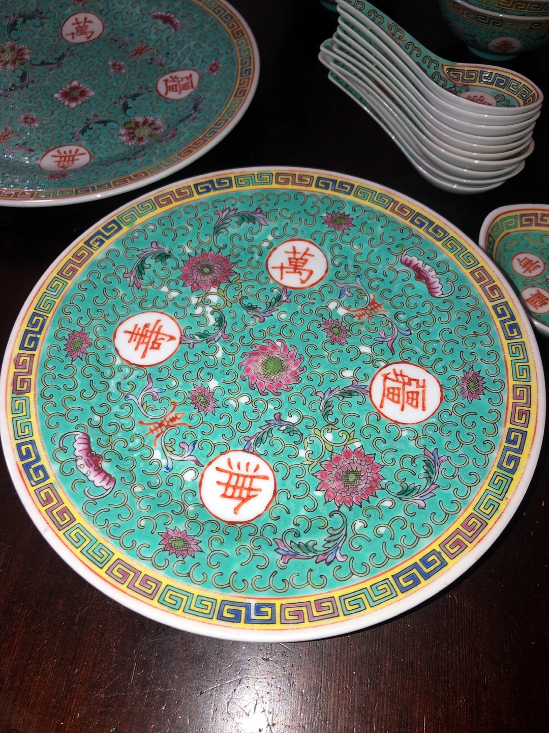Chinoiserie Famille Rose Min Shou Porcelain Soup Serving Set. - photo 2