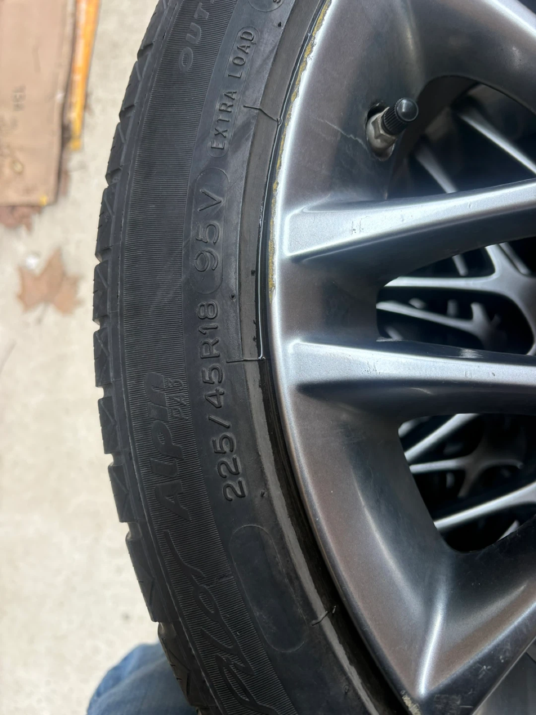 Set of 4 Lexus Winter Tires and Rims 225/45R18 - photo 4