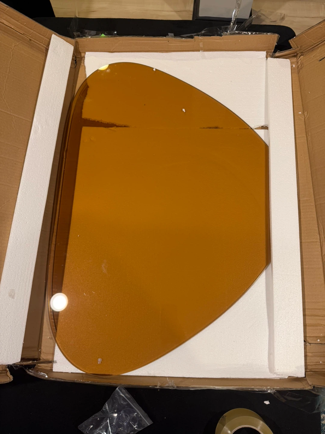 Noguchi Style Coffee Table with amber glass top - photo 3