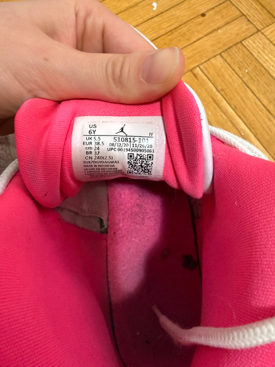 Nike Kids' Air Jordan 12 Retro Arctic Punch GS Size 6Y - photo 4